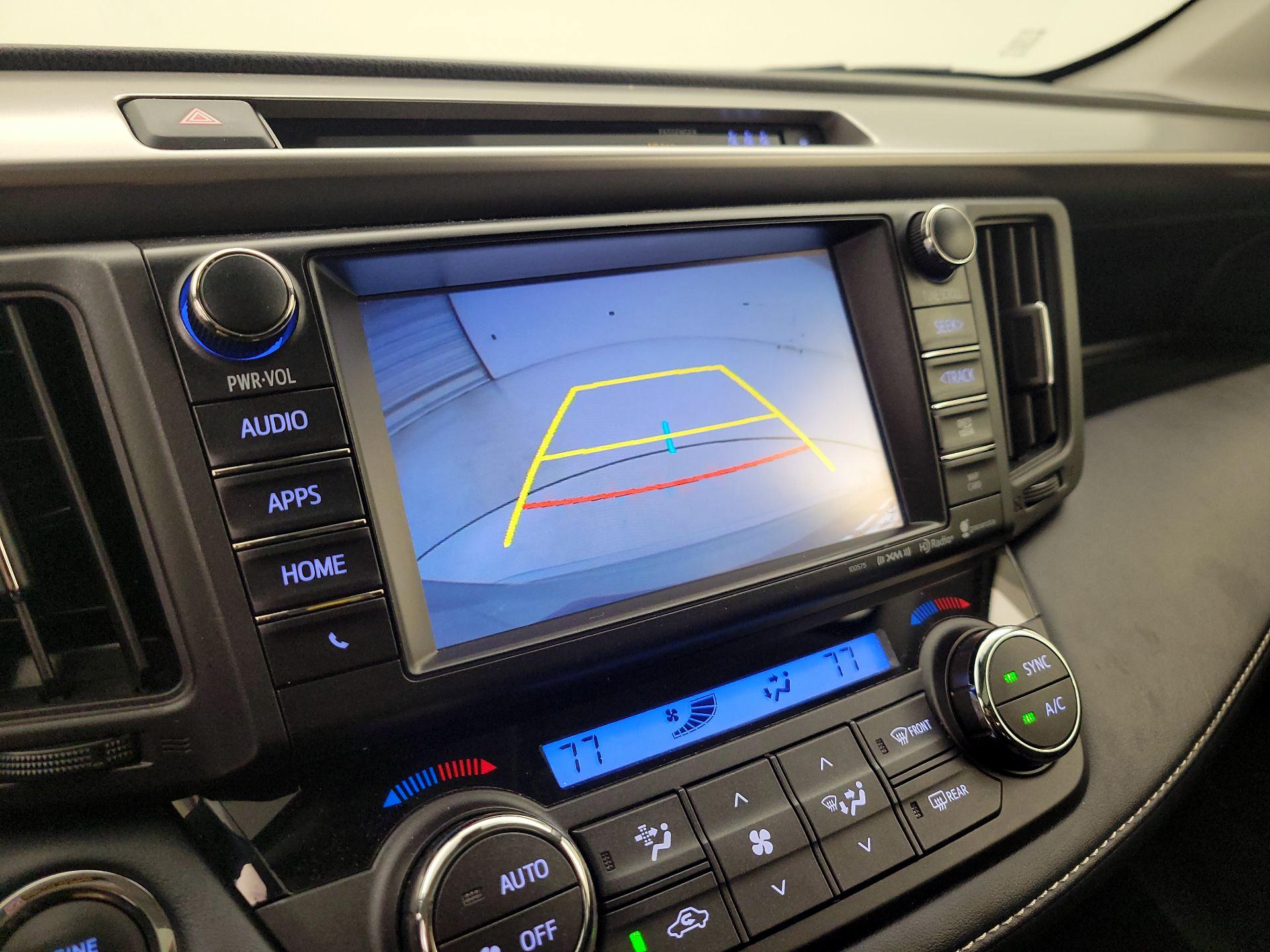 Thumbnail: 2018 Toyota RAV4 - 15