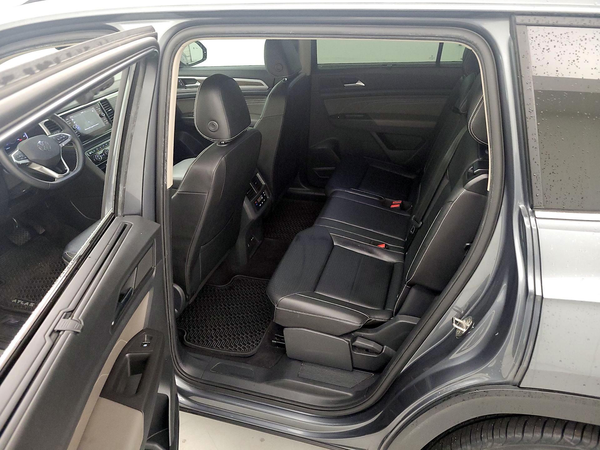 Thumbnail: 2023 Volkswagen Atlas - 20