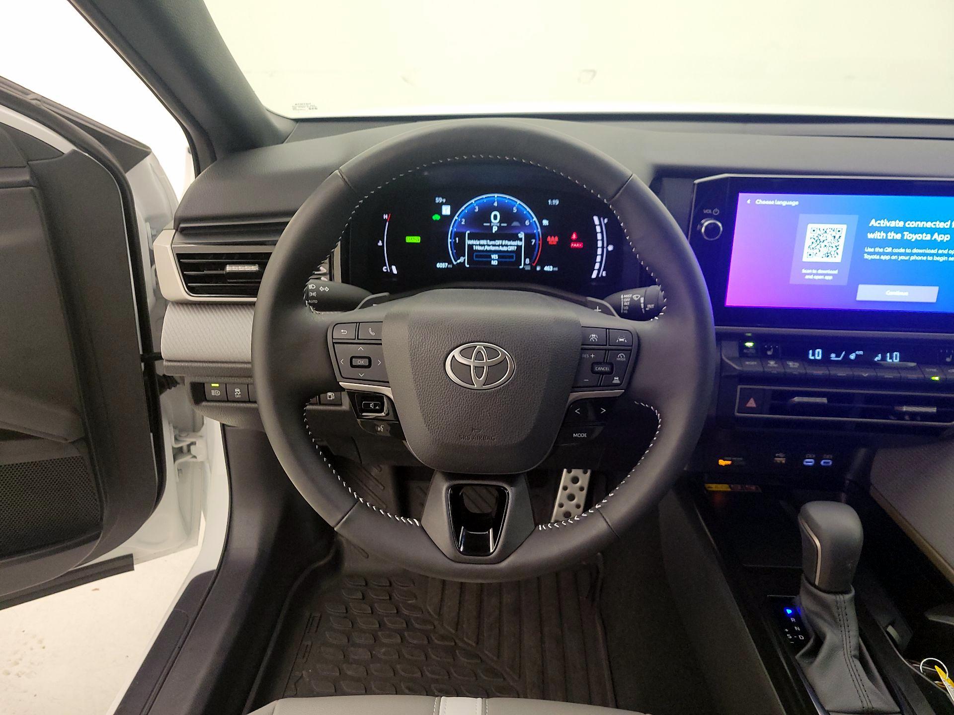 Thumbnail: 2025 Toyota Camry - 10