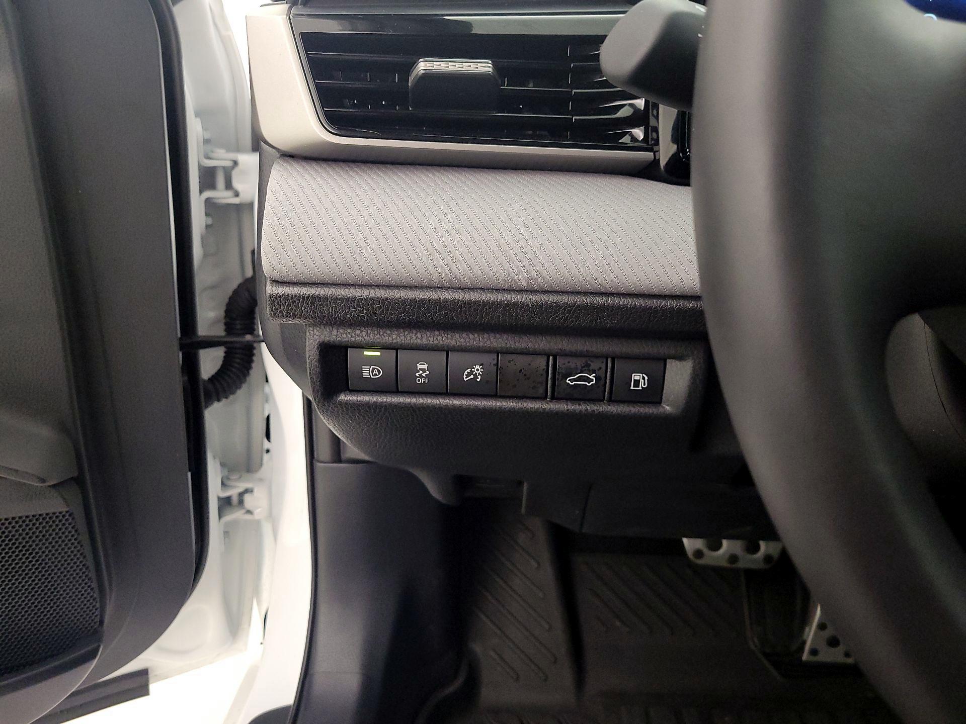 Thumbnail: 2025 Toyota Camry - 13