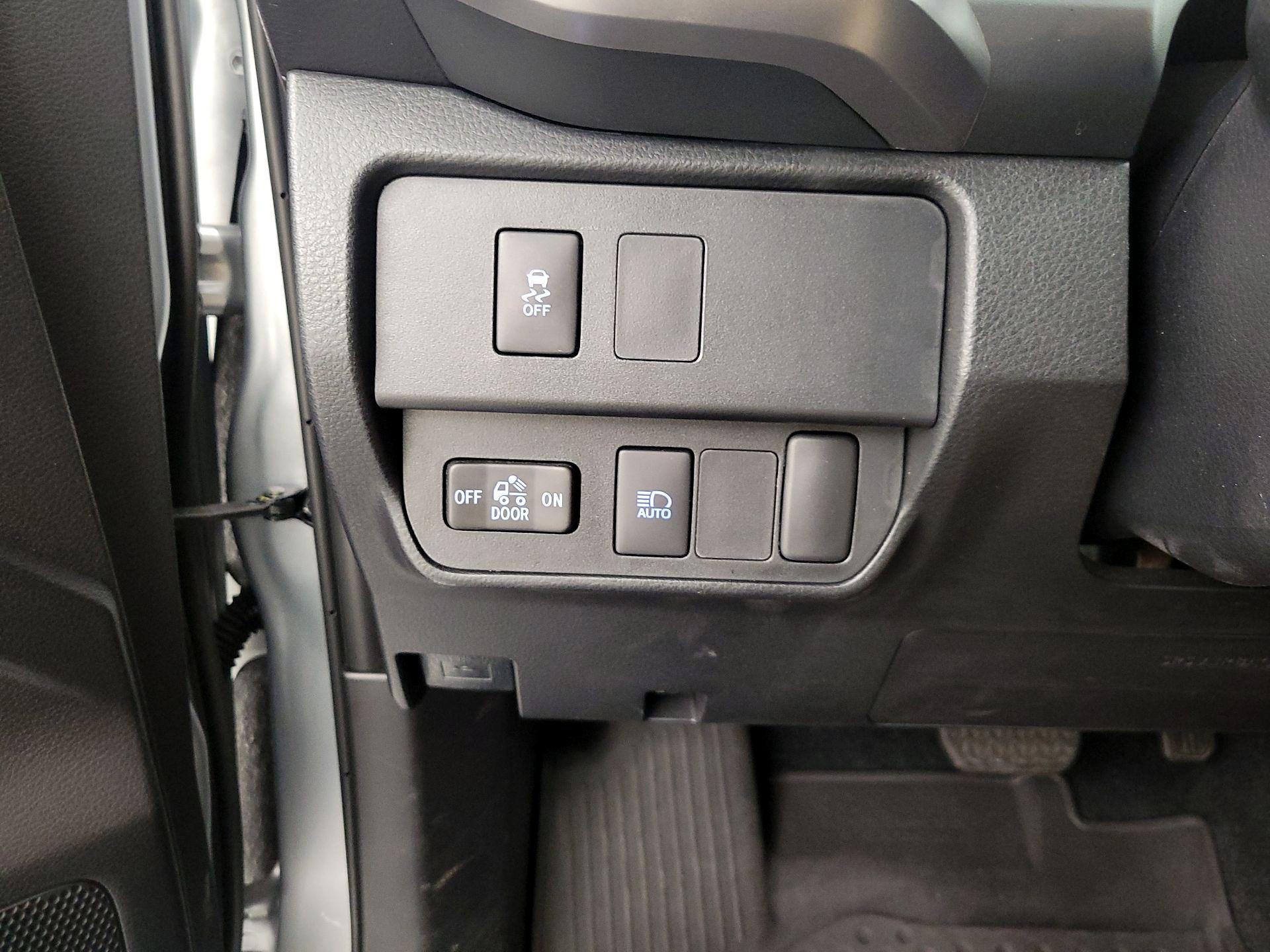 Thumbnail: 2023 Toyota Tacoma - 13