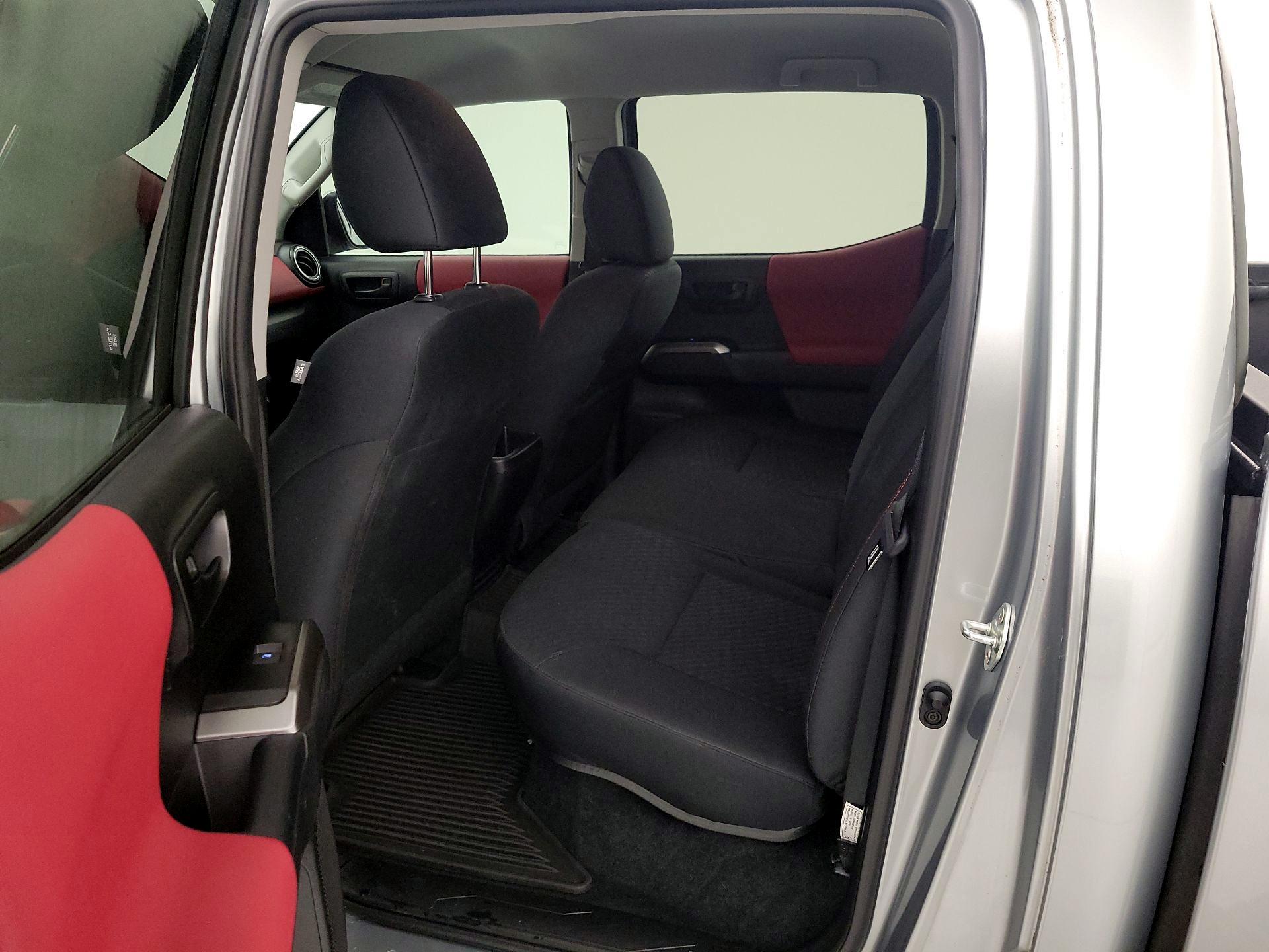 Thumbnail: 2023 Toyota Tacoma - 20