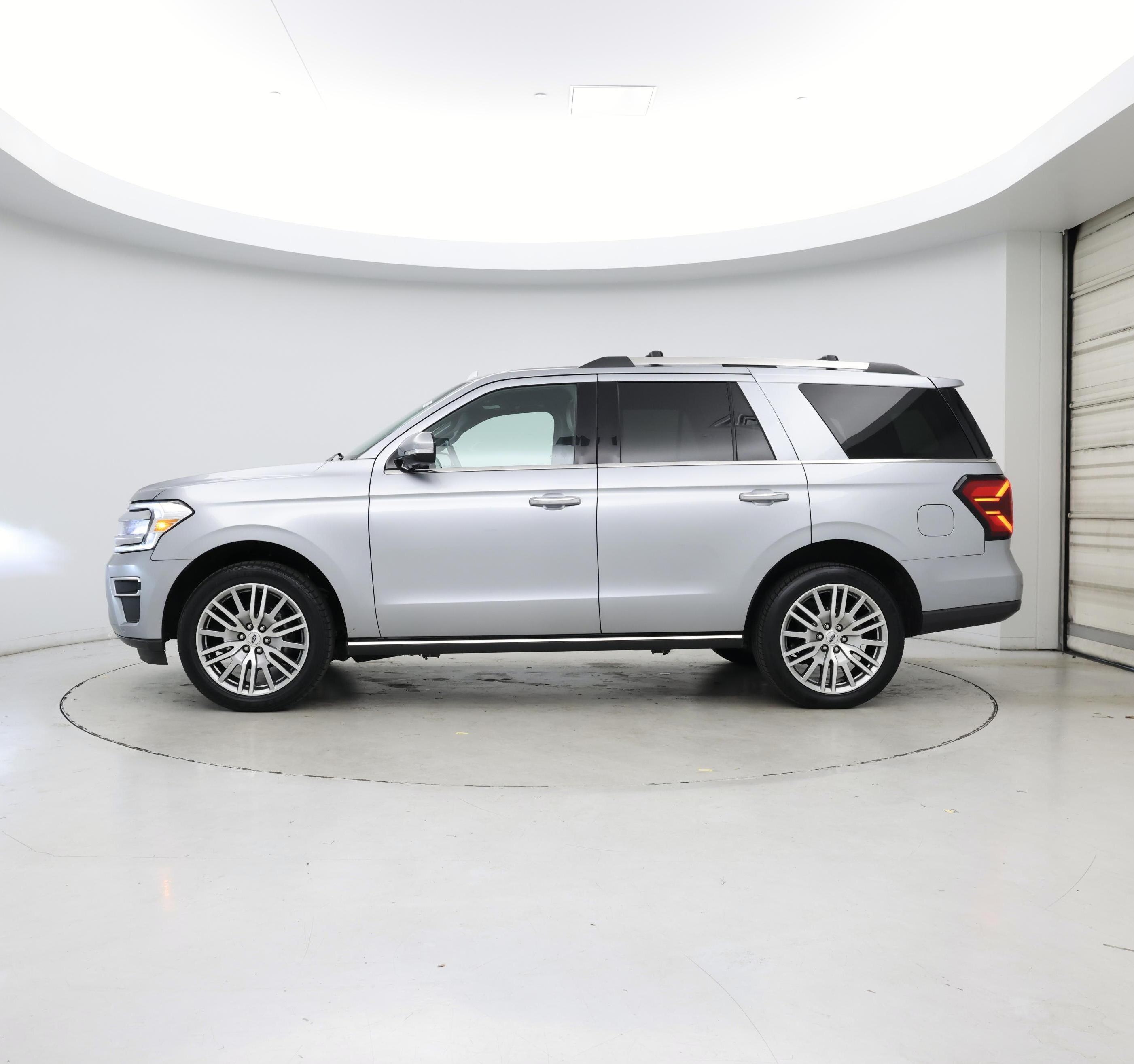 Thumbnail: 2024 Ford Expedition - 3