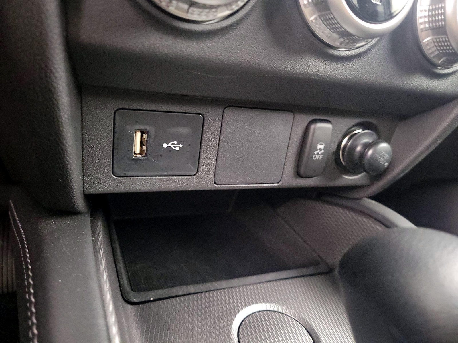 2021 Mitsubishi Outlander Sport ES - Photo 19