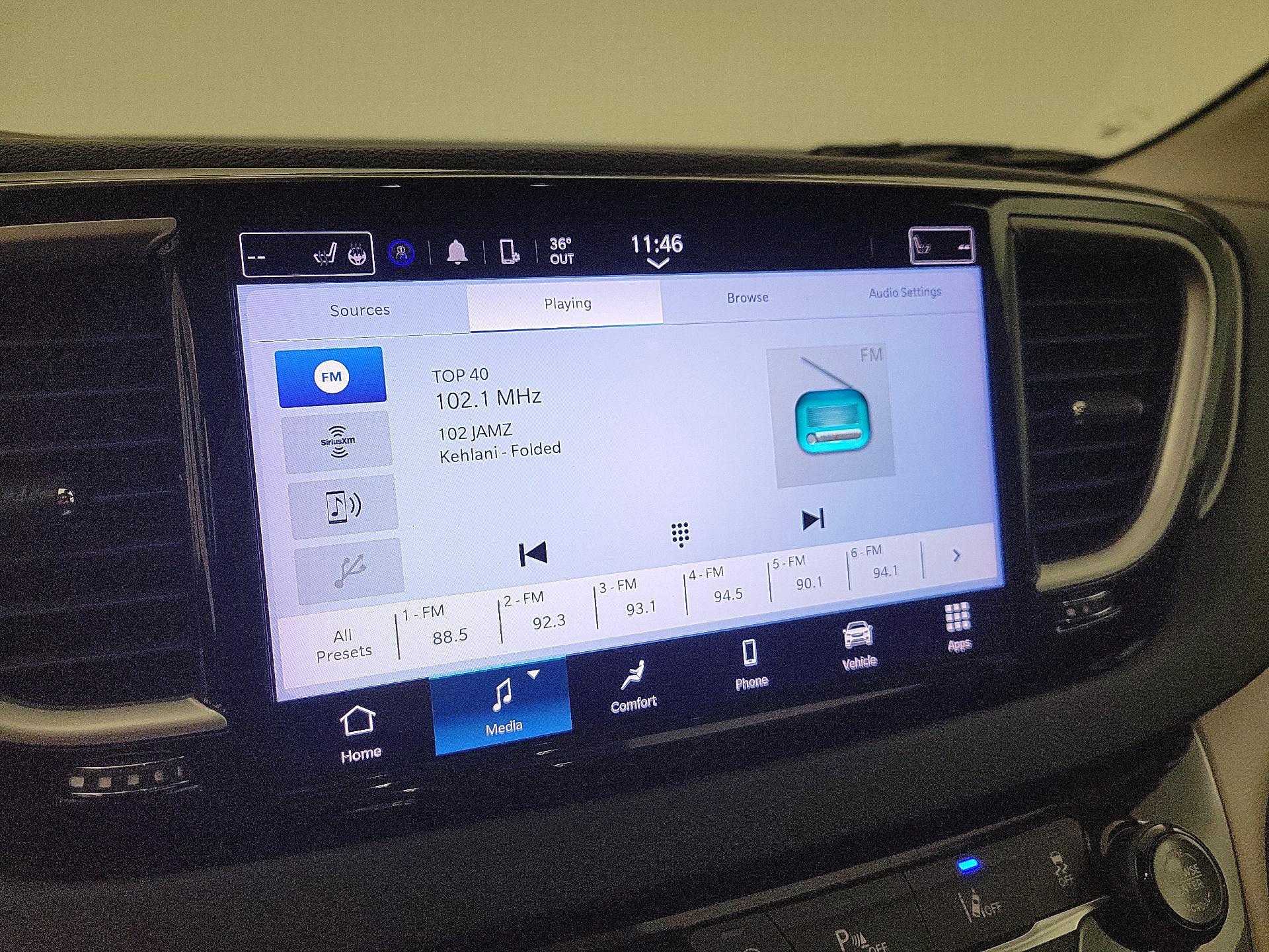 Thumbnail: 2023 Chrysler Pacifica - 15