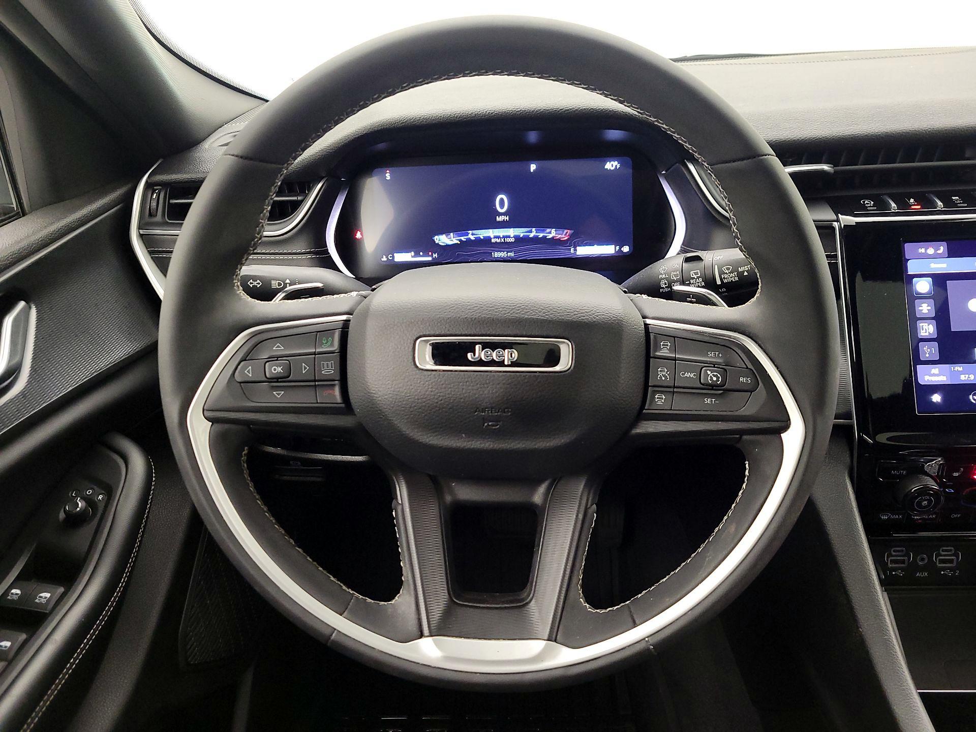 Thumbnail: 2023 Jeep Grand Cherokee L - 10