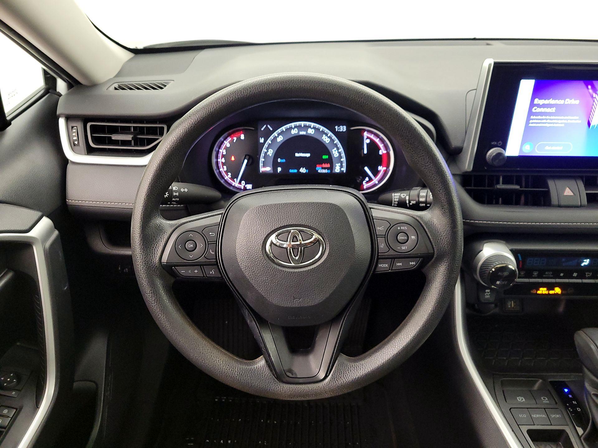 Thumbnail: 2023 Toyota RAV4 - 10