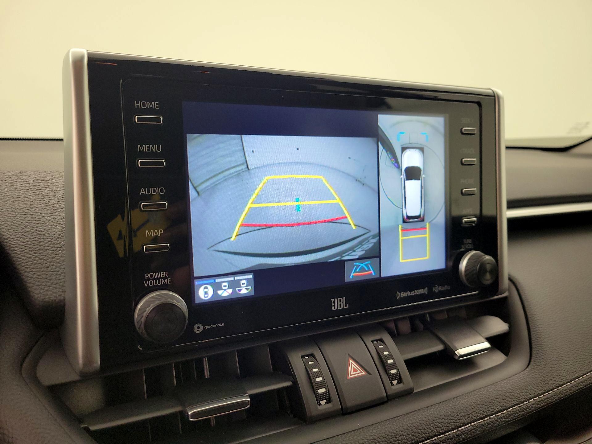 Thumbnail: 2021 Toyota RAV4 - 15