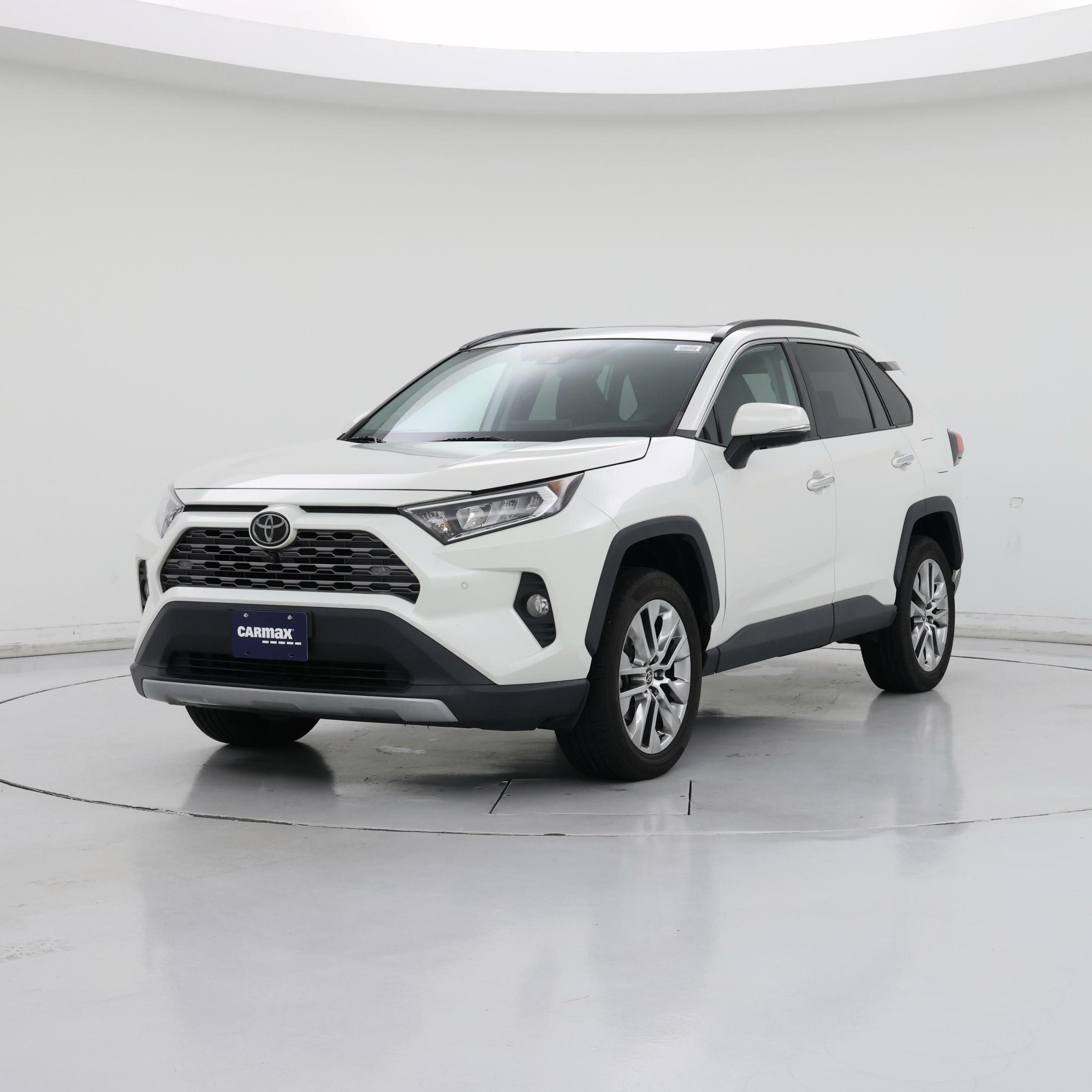 Thumbnail: 2021 Toyota RAV4 - 4