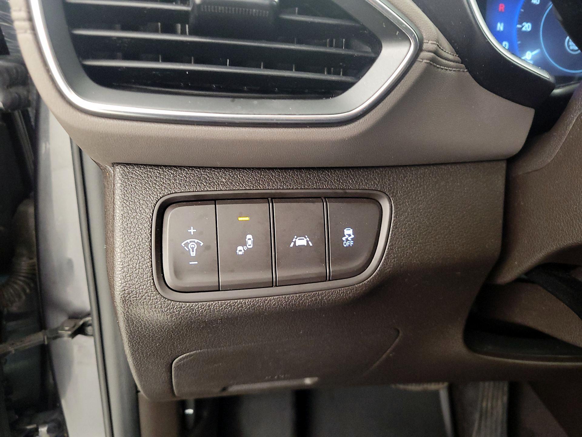 Thumbnail: 2020 Hyundai Santa Fe - 13