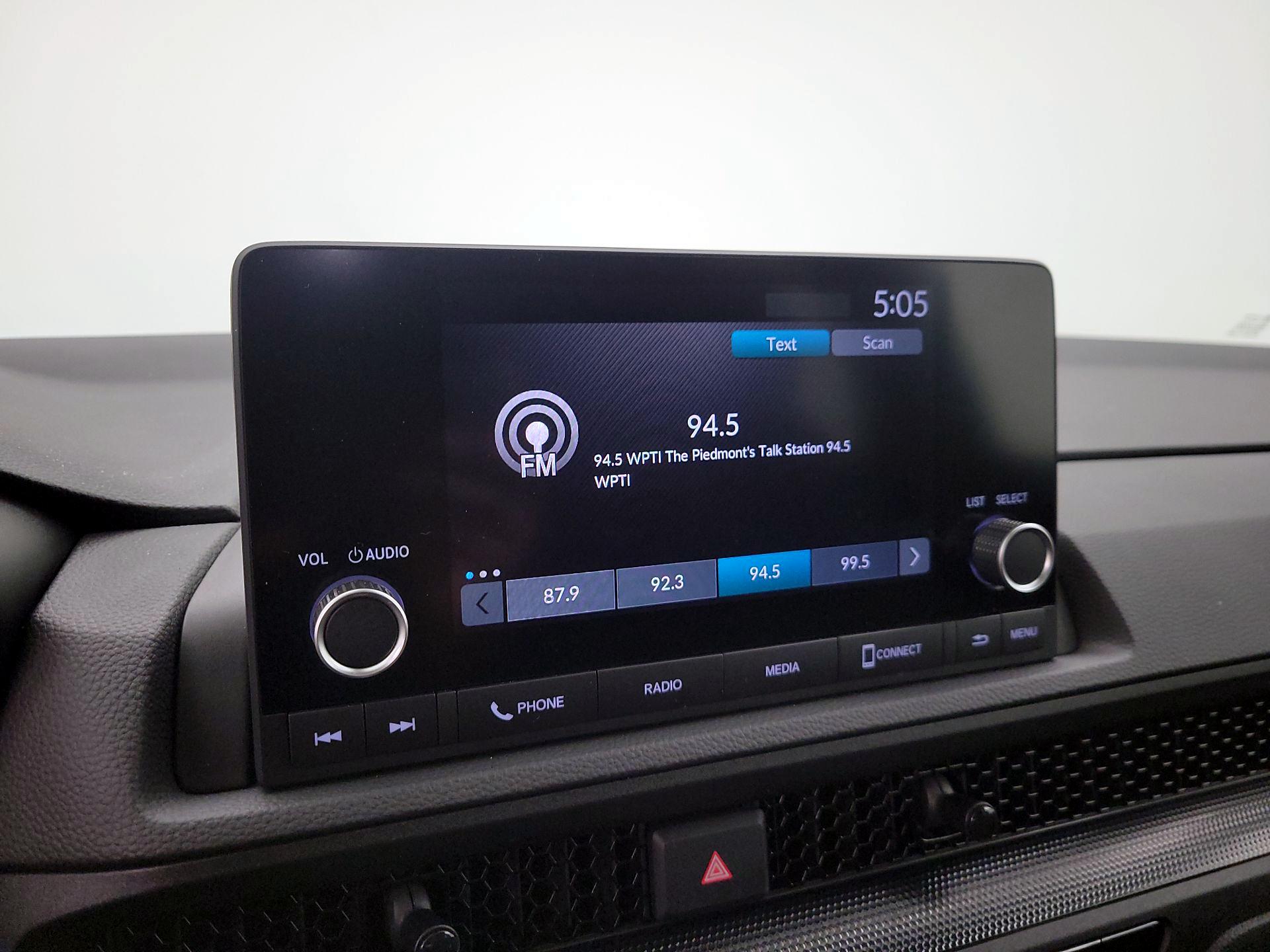 Thumbnail: 2023 Honda CR-V - 15