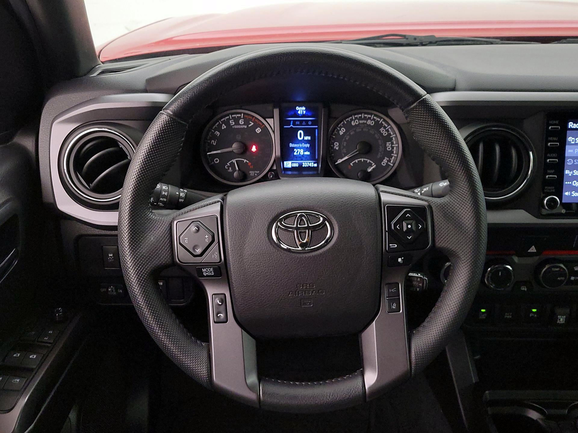 Thumbnail: 2022 Toyota Tacoma - 10