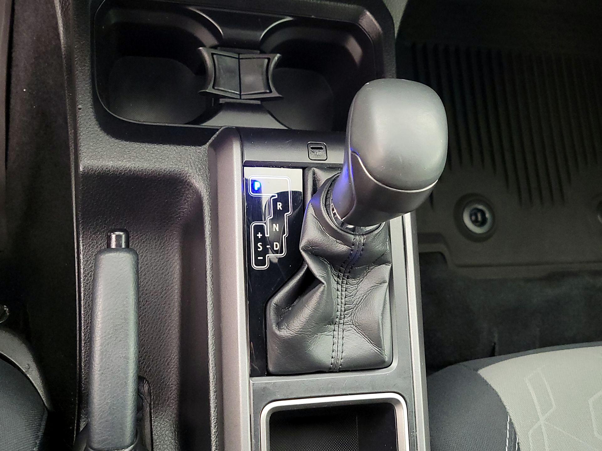 Thumbnail: 2022 Toyota Tacoma - 17