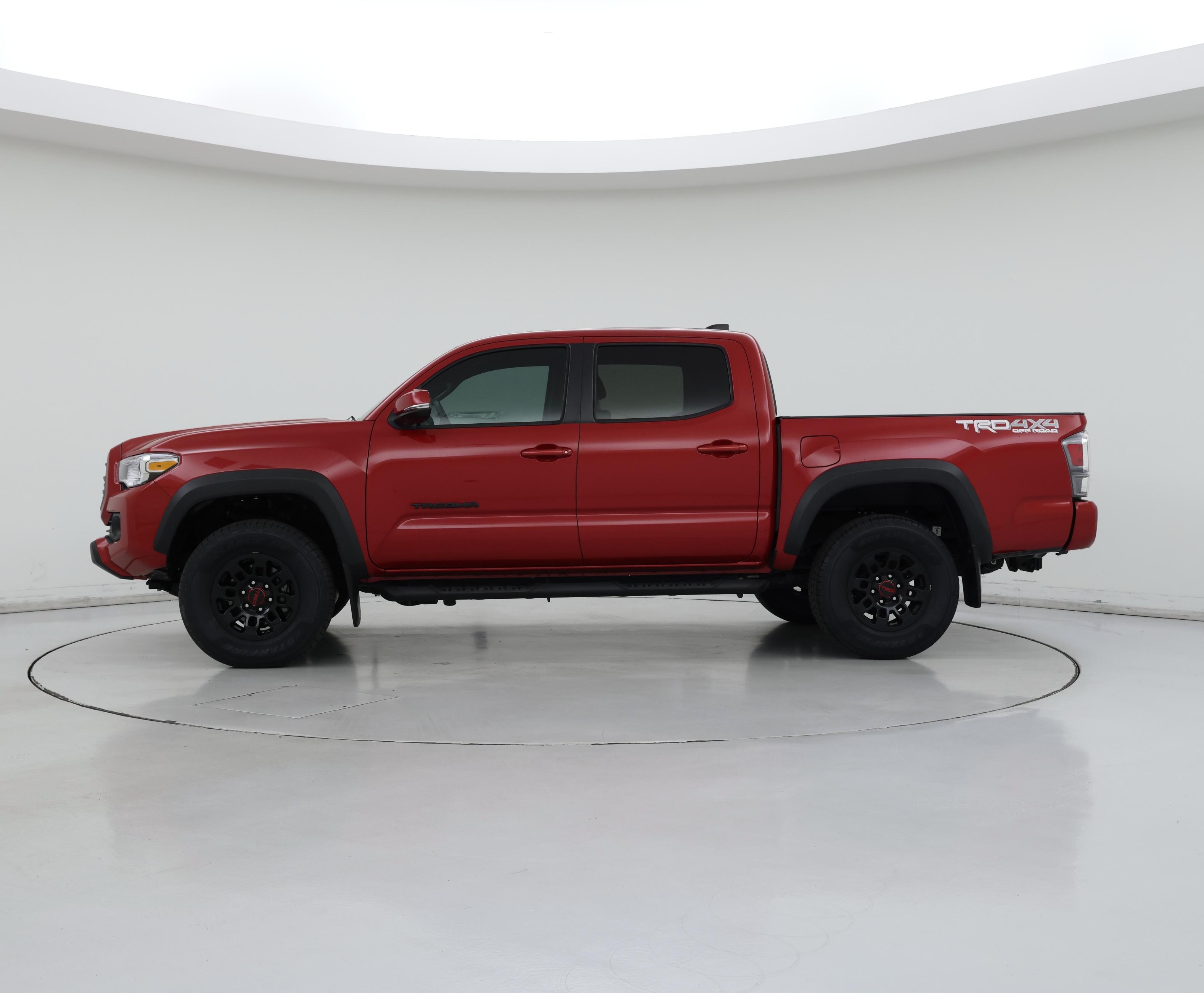 Thumbnail: 2022 Toyota Tacoma - 3