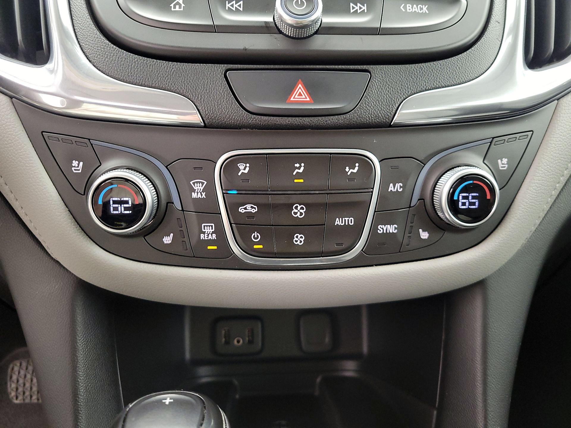 Thumbnail: 2018 Chevrolet Equinox - 17