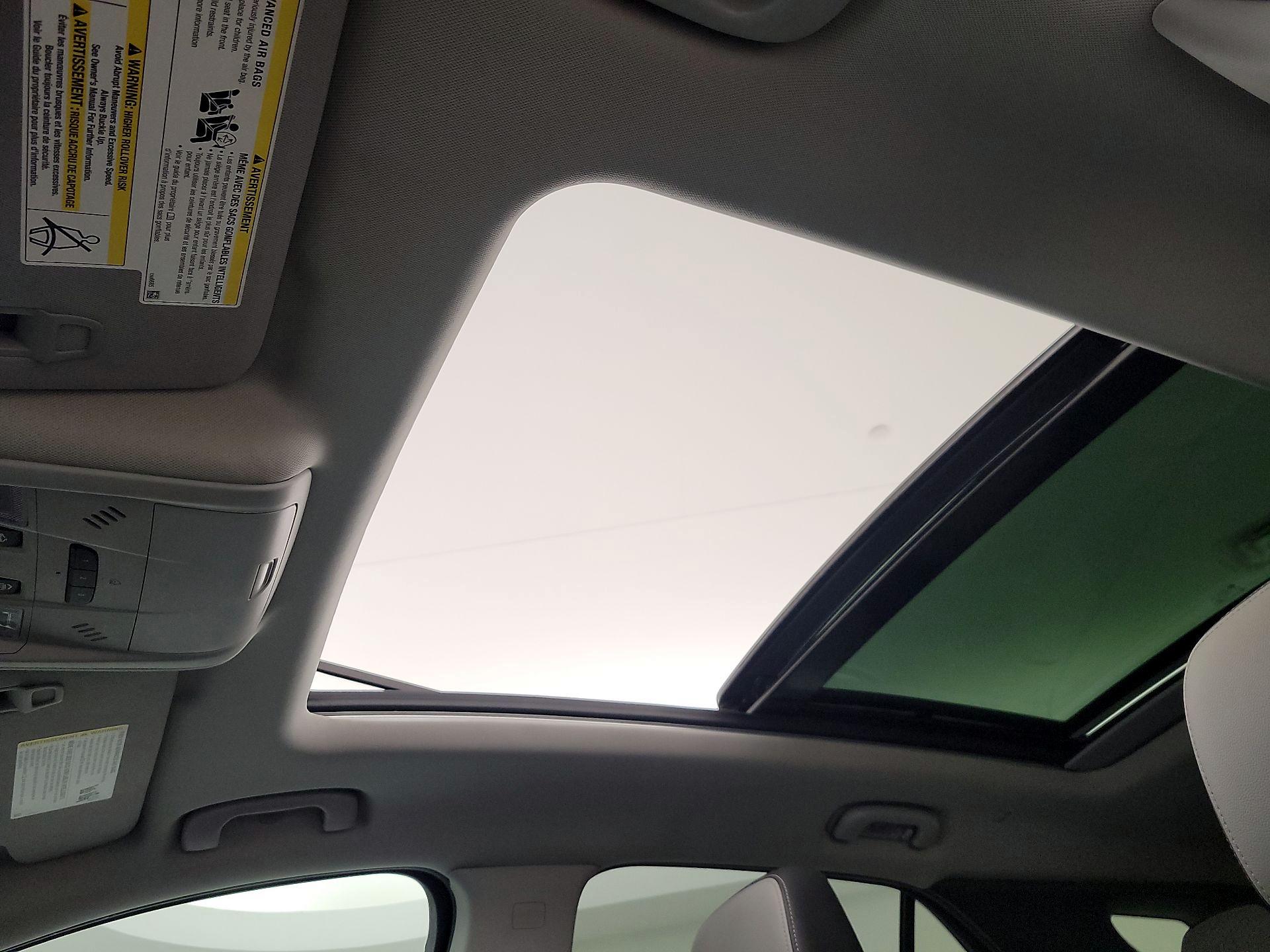 Thumbnail: 2018 Chevrolet Equinox - 20