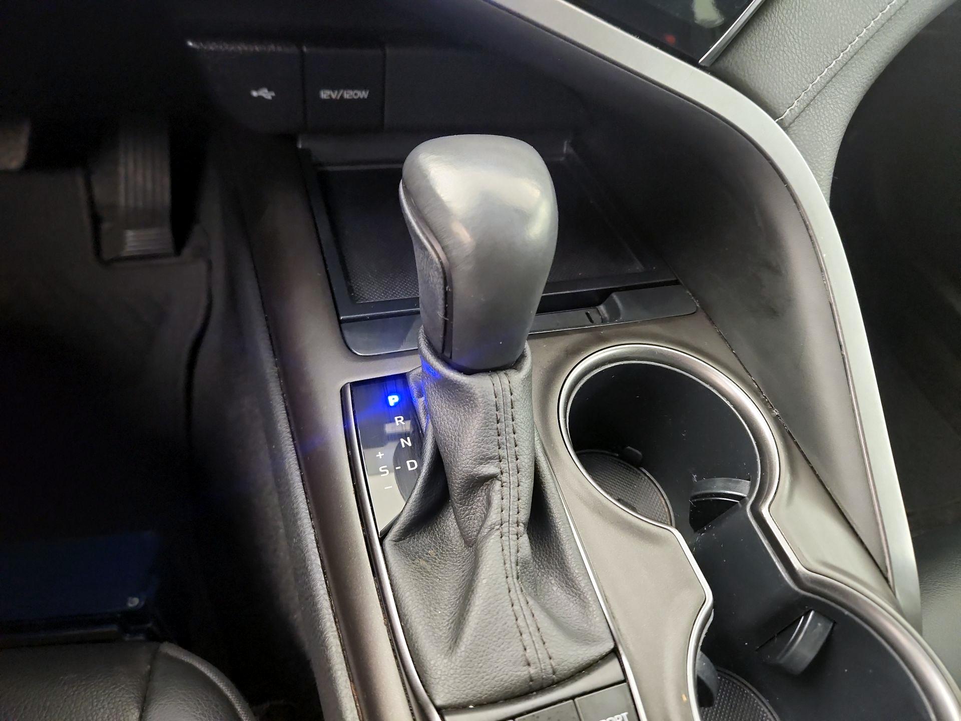 Thumbnail: 2023 Toyota Camry - 14