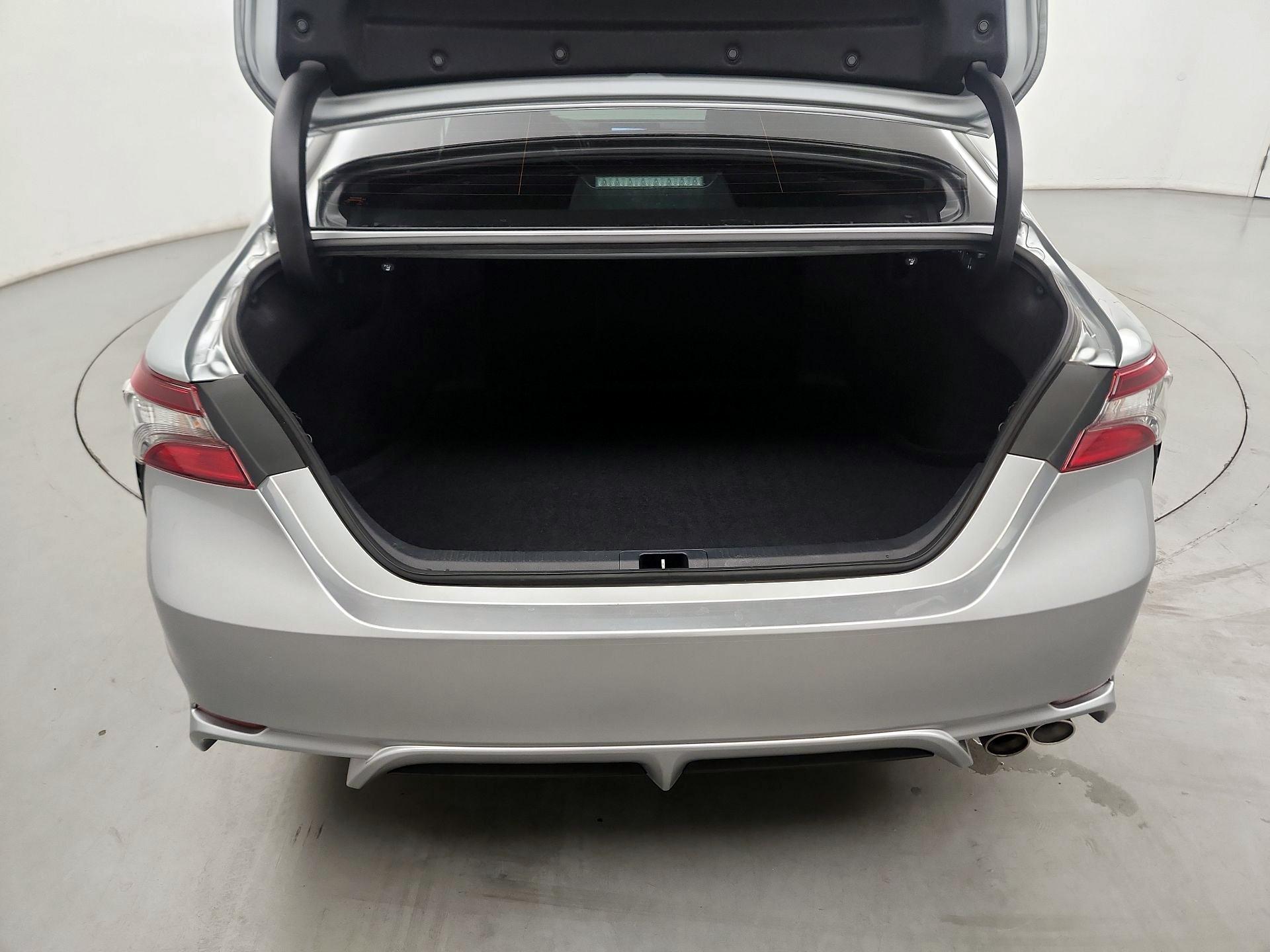 Thumbnail: 2023 Toyota Camry - 17