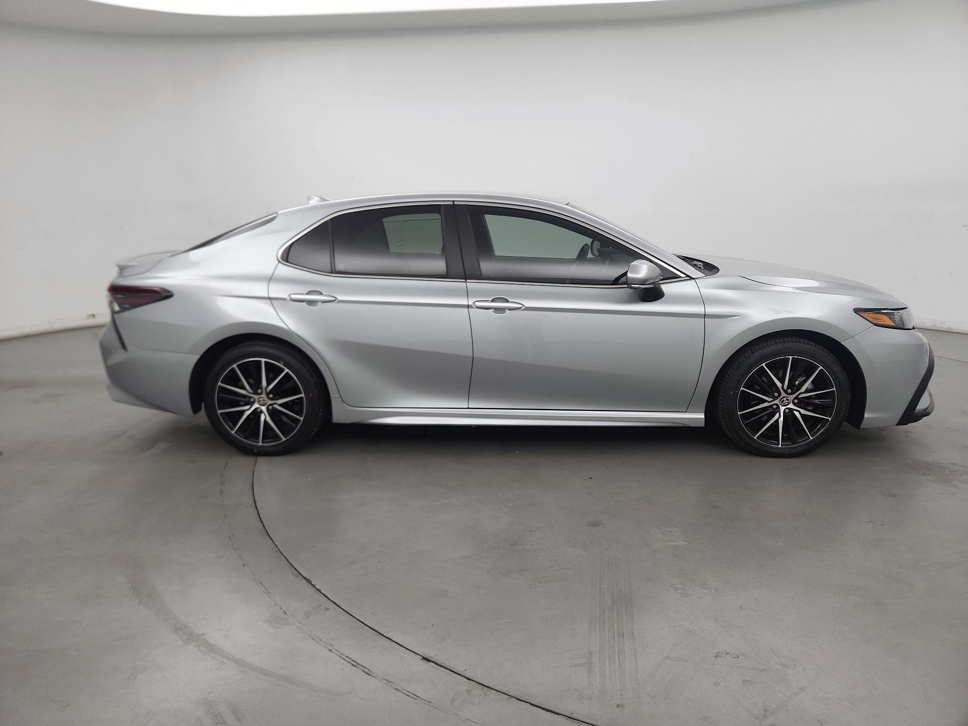 Thumbnail: 2023 Toyota Camry - 4