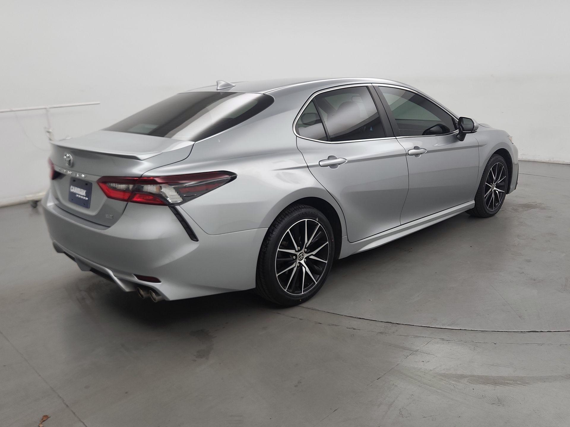 Thumbnail: 2023 Toyota Camry - 5