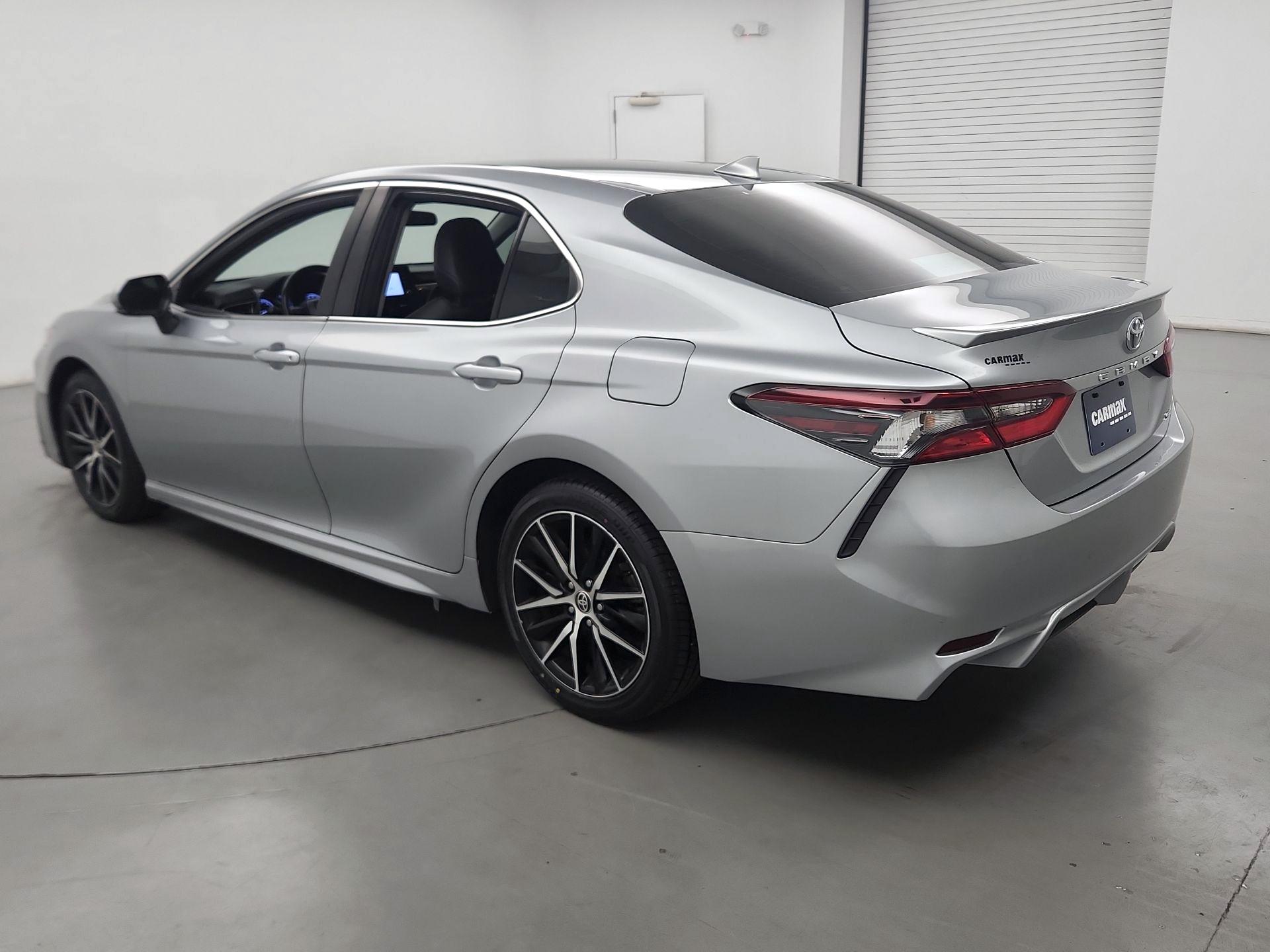 Thumbnail: 2023 Toyota Camry - 7