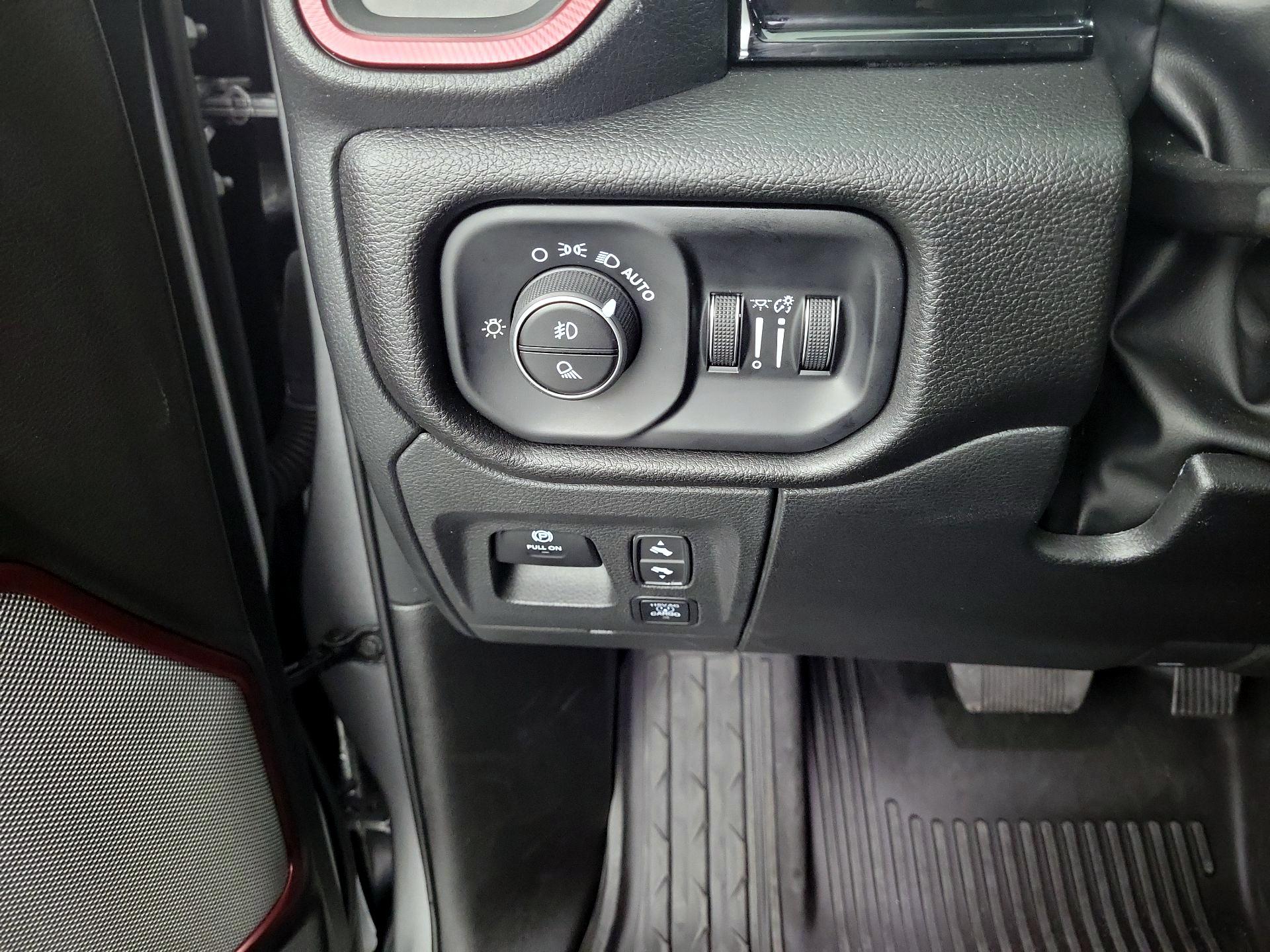 Thumbnail: 2025 RAM 1500 - 11