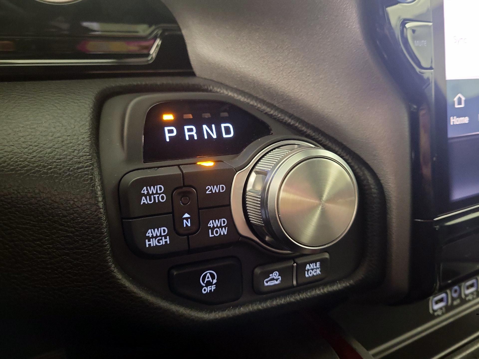 Thumbnail: 2025 RAM 1500 - 16