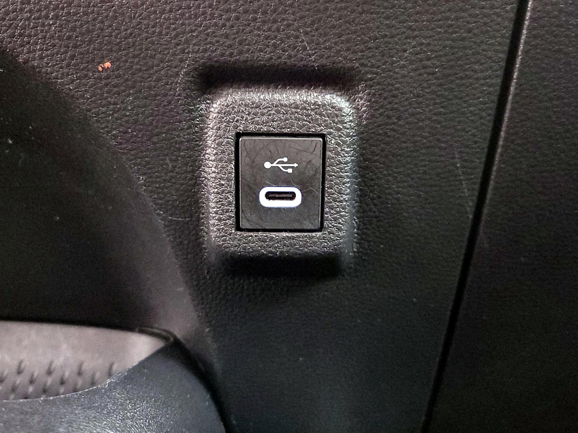 Thumbnail: 2024 Toyota Corolla - 18