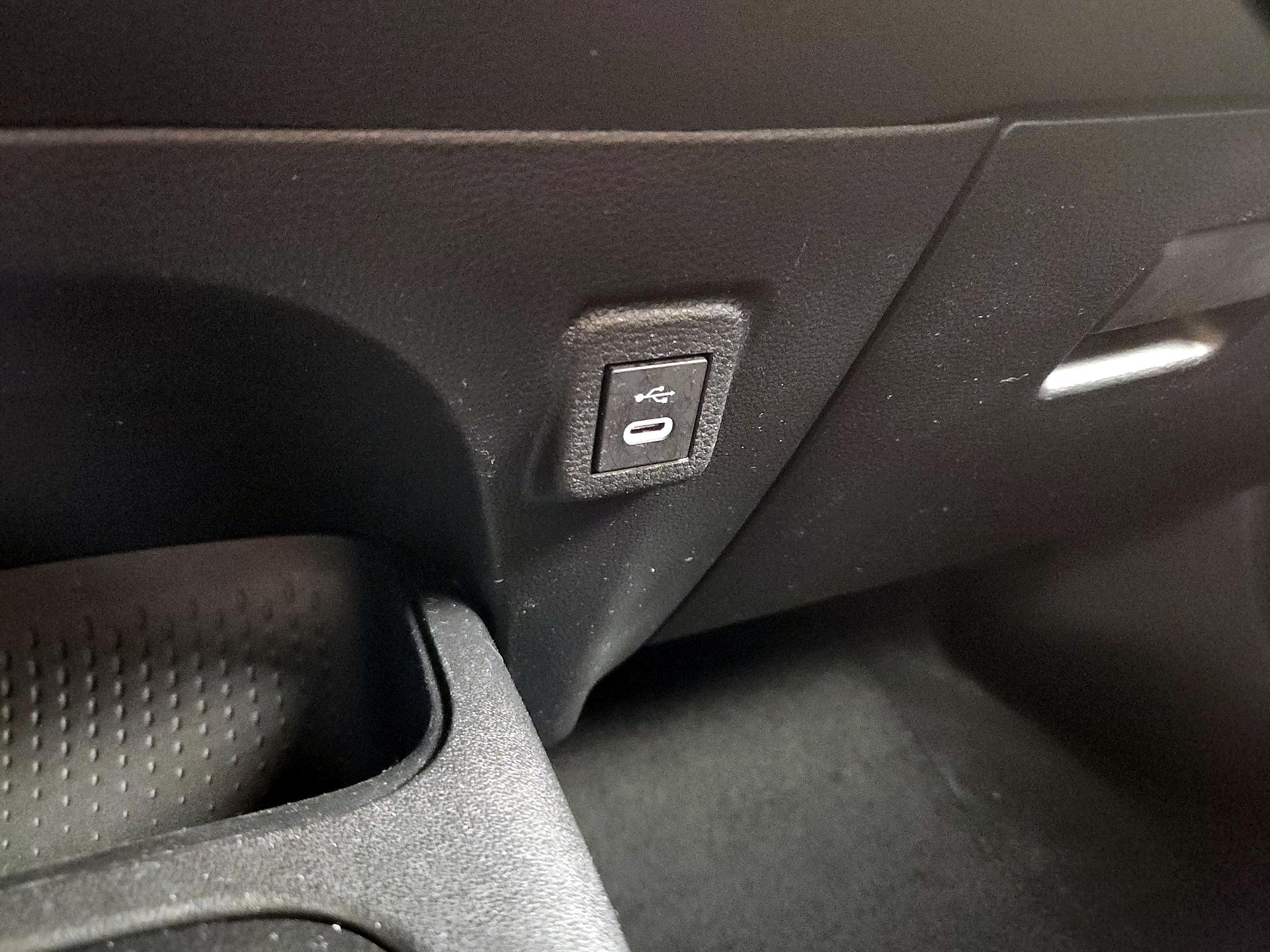 Thumbnail: 2024 Toyota Corolla - 16