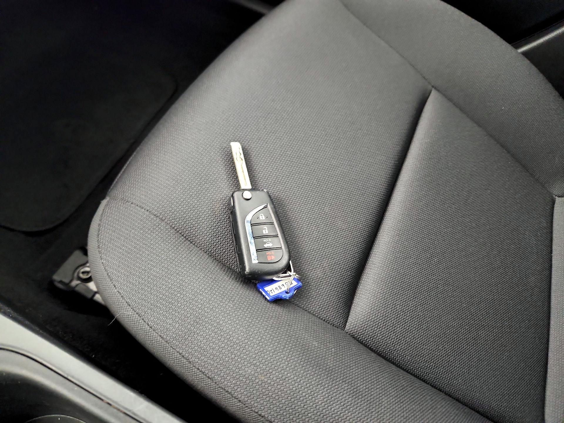 Thumbnail: 2024 Toyota Corolla - 20