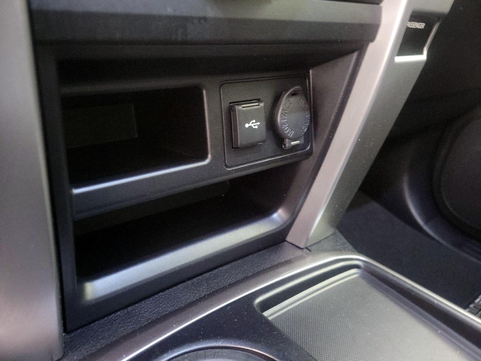 Thumbnail: 2022 Toyota 4Runner - 18