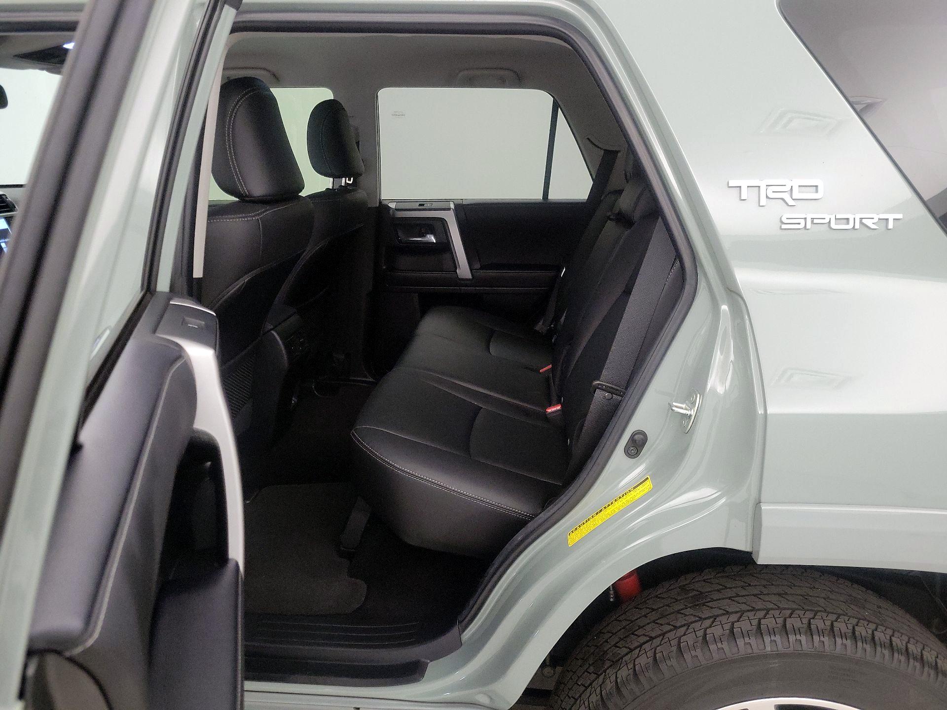 Thumbnail: 2022 Toyota 4Runner - 19