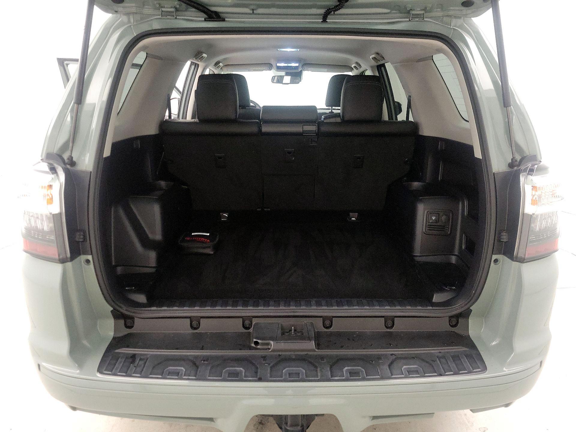 Thumbnail: 2022 Toyota 4Runner - 20