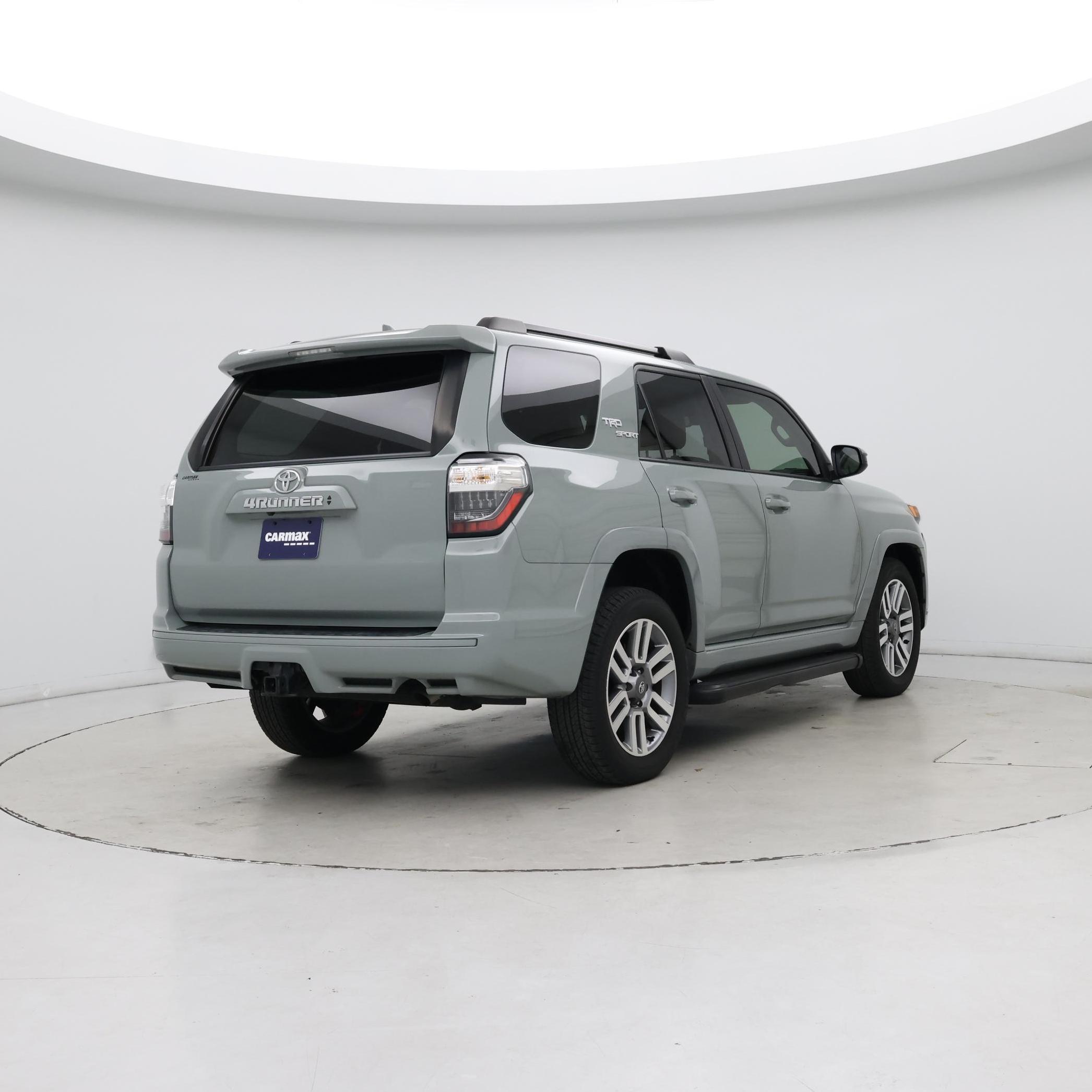 Thumbnail: 2022 Toyota 4Runner - 8