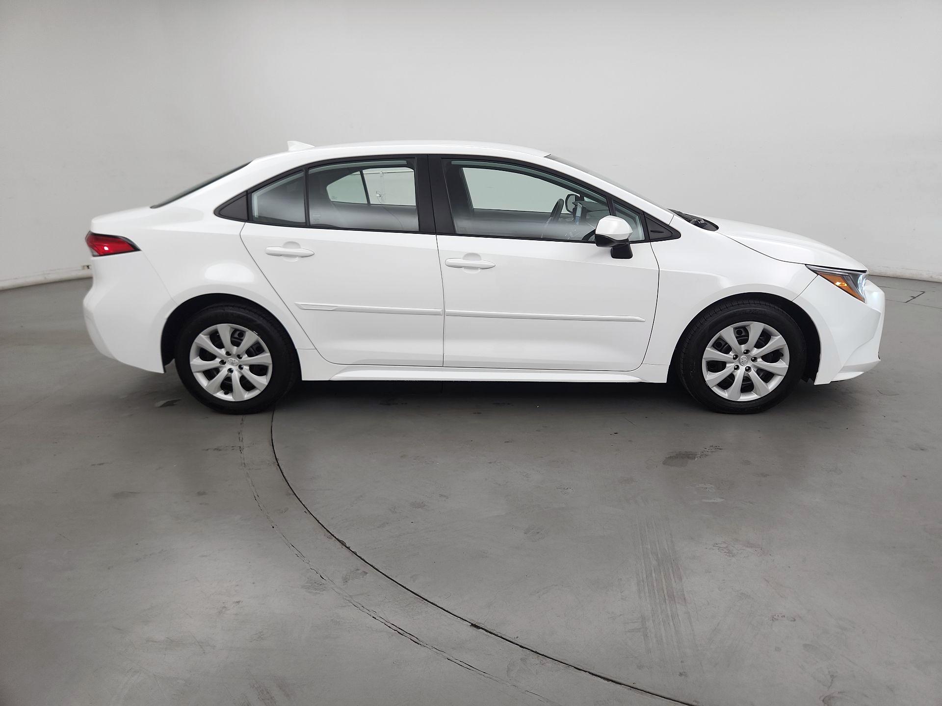 Thumbnail: 2024 Toyota Corolla - 4