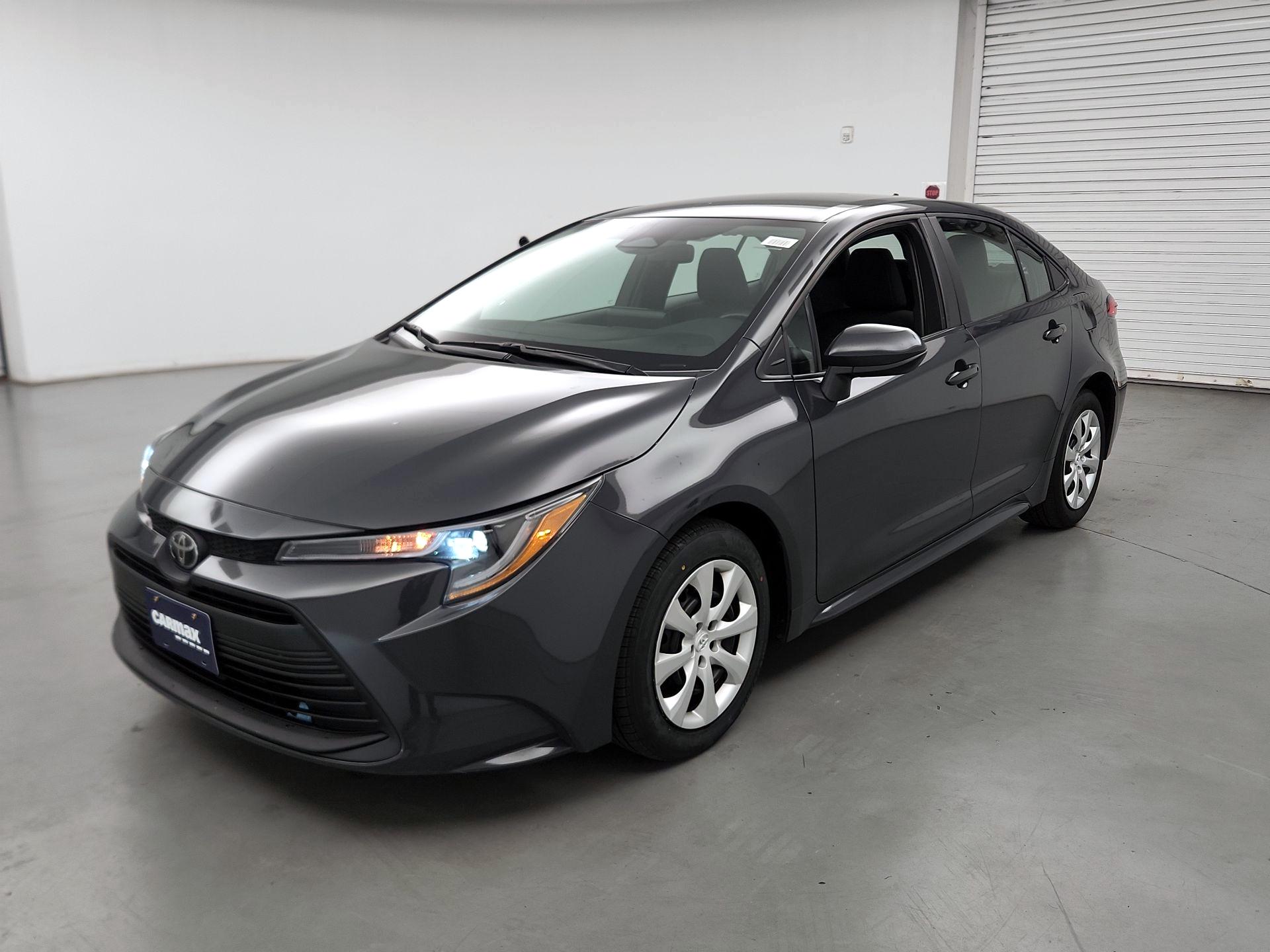 Thumbnail: 2024 Toyota Corolla - 3