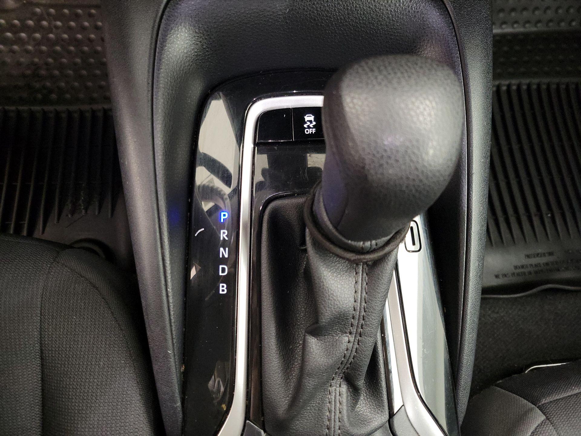 Thumbnail: 2023 Toyota Corolla - 17