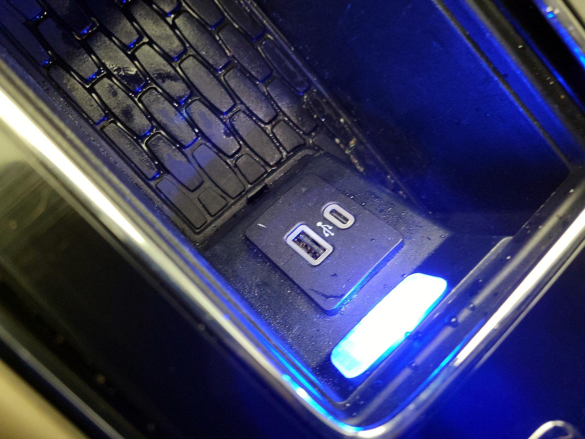 Thumbnail: 2022 Lincoln Aviator - 19