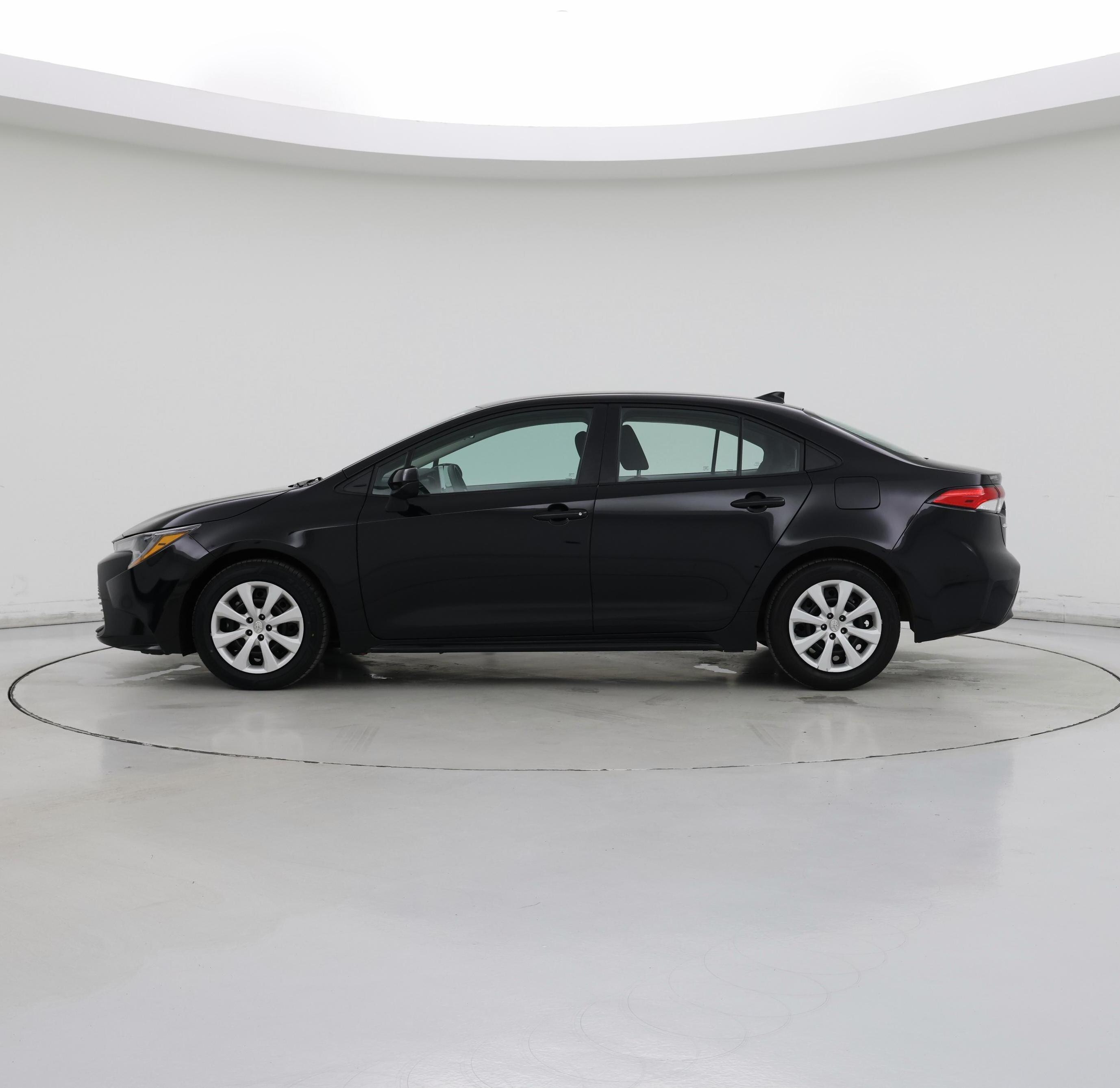 Thumbnail: 2024 Toyota Corolla - 3