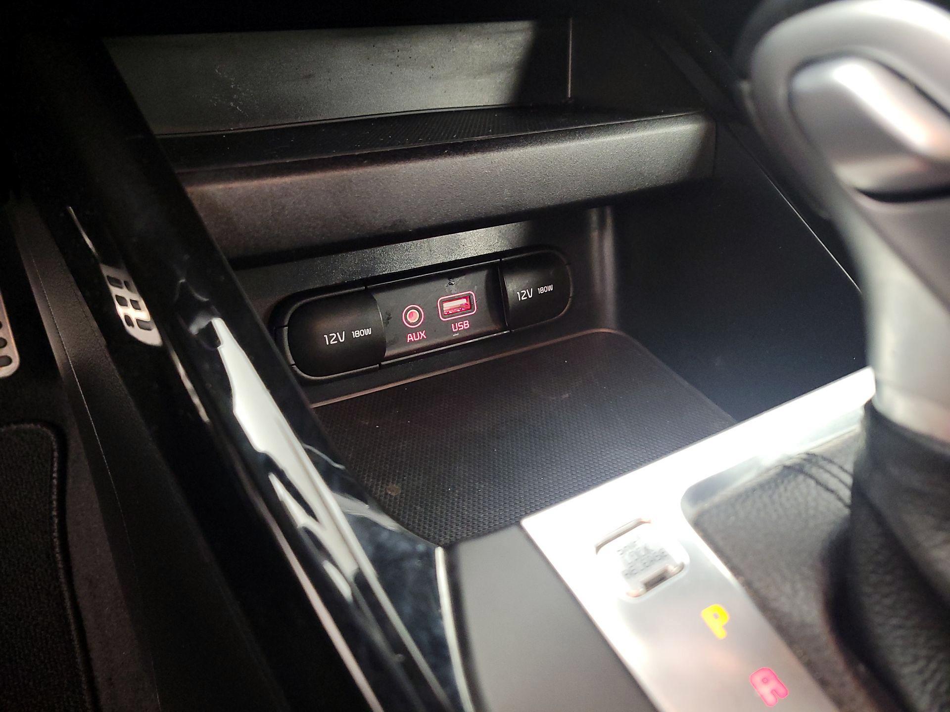 Thumbnail: 2021 Kia Forte - 18