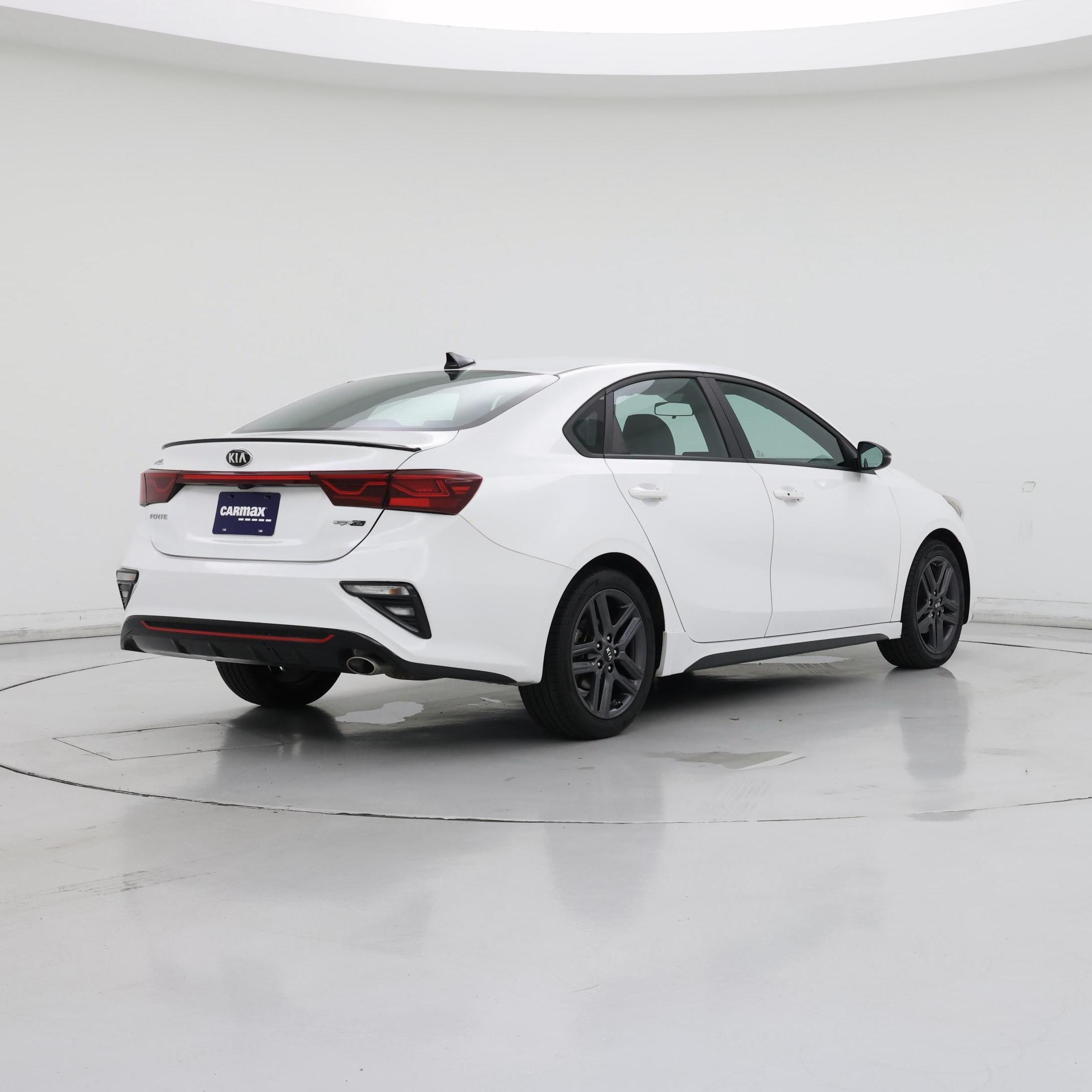 Thumbnail: 2021 Kia Forte - 8