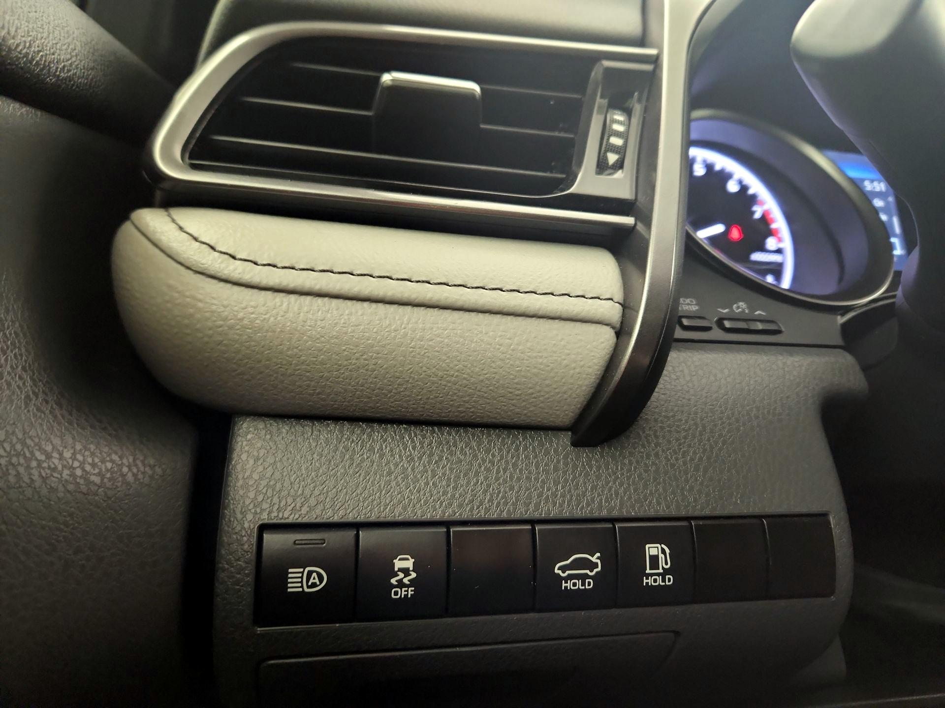 Thumbnail: 2024 Toyota Camry - 11