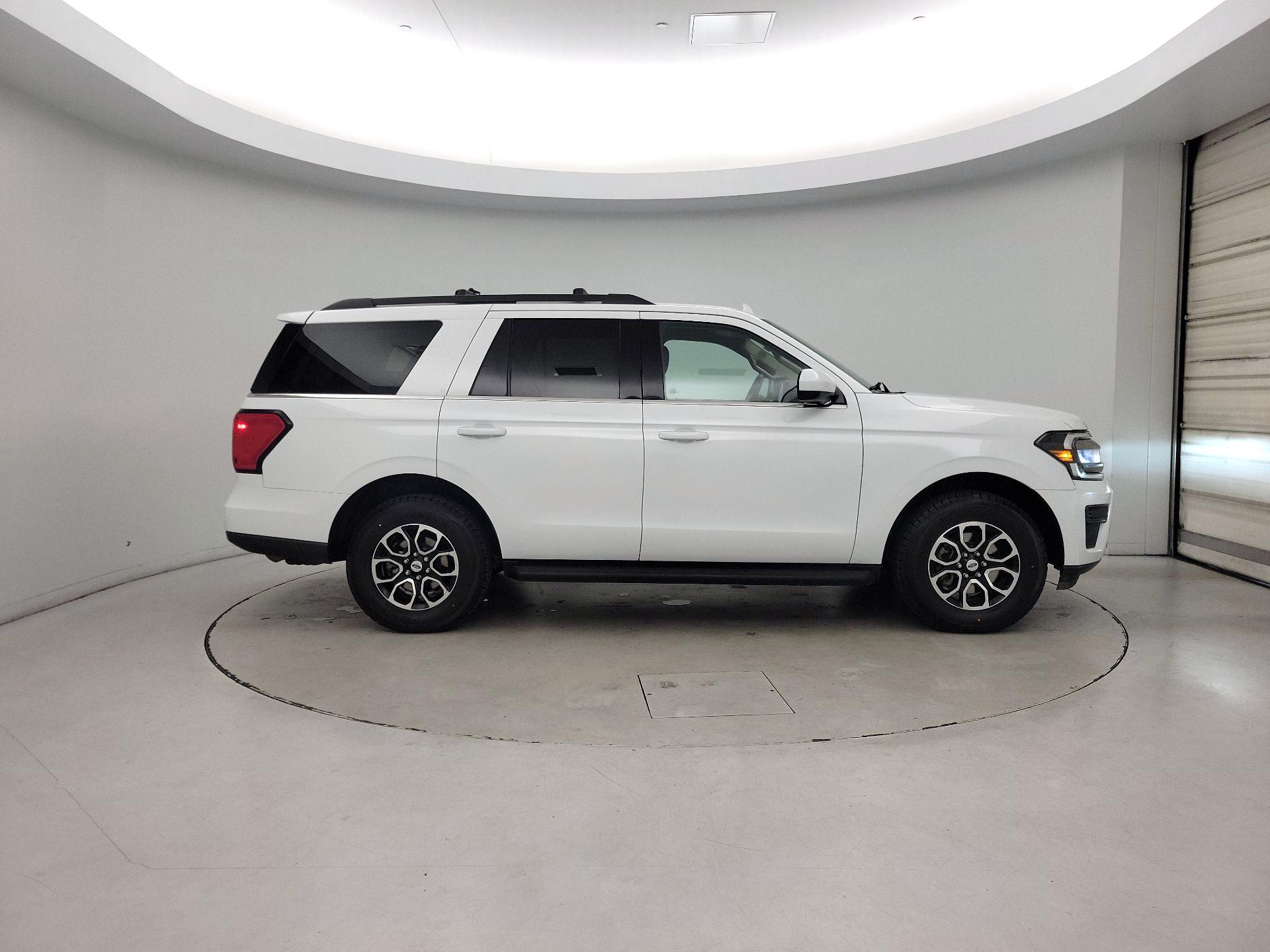 Thumbnail: 2024 Ford Expedition - 4