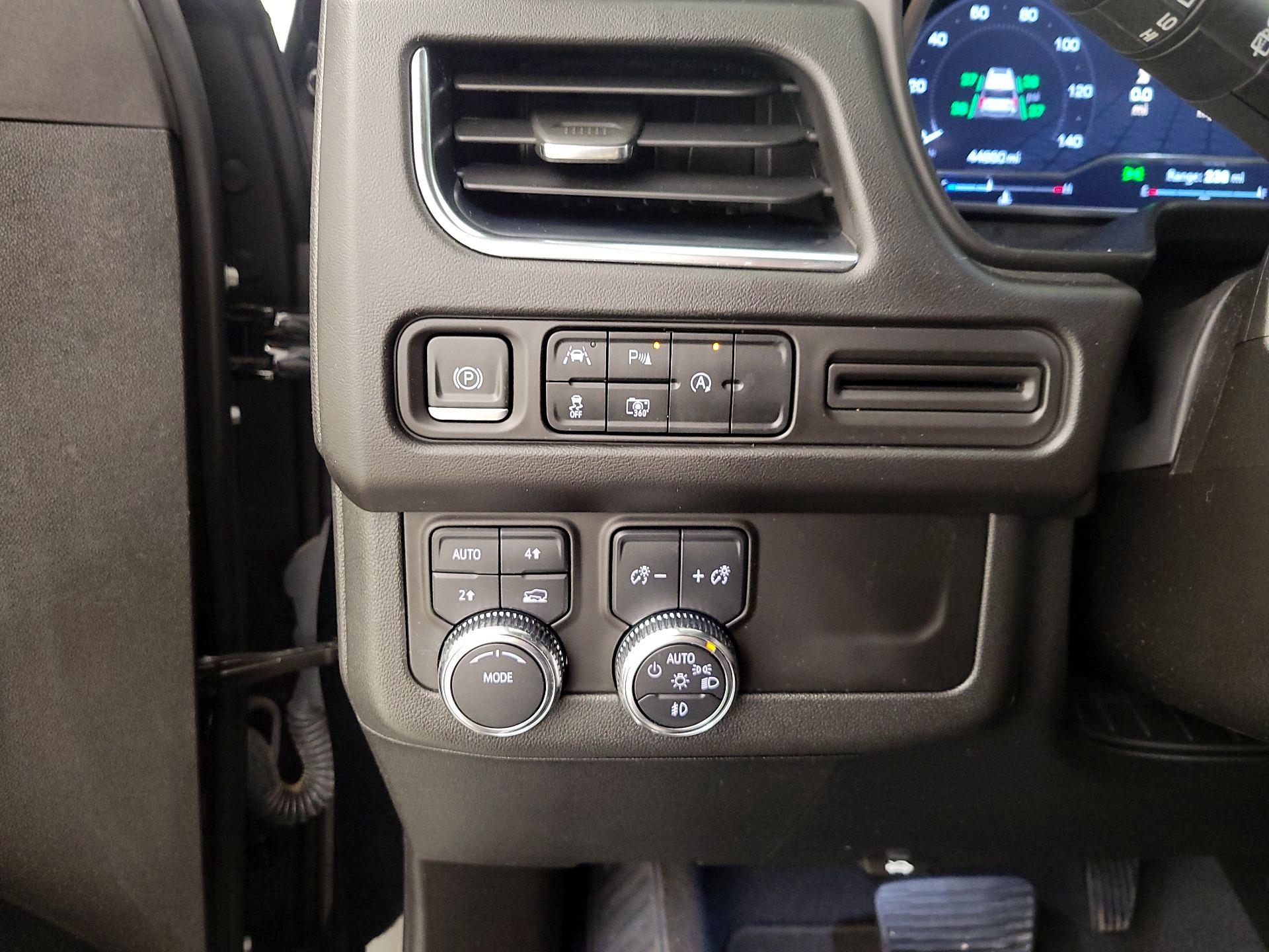 Thumbnail: 2023 GMC Yukon - 13