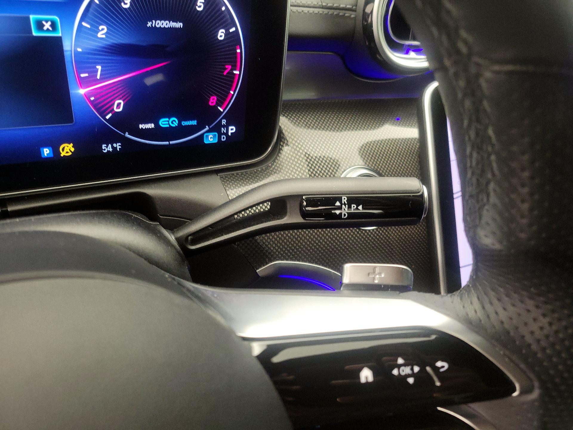 Thumbnail: 2022 Mercedes-Benz C-Class - 18