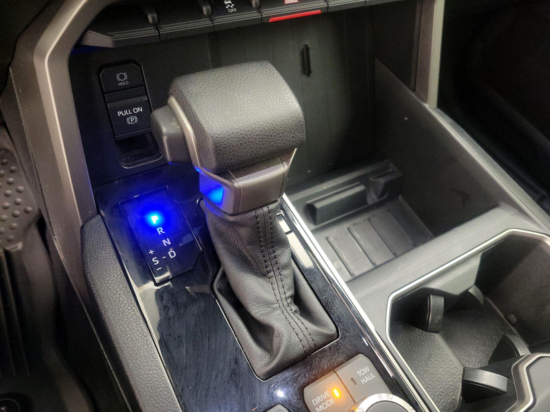 Thumbnail: 2022 Toyota Tundra - 17