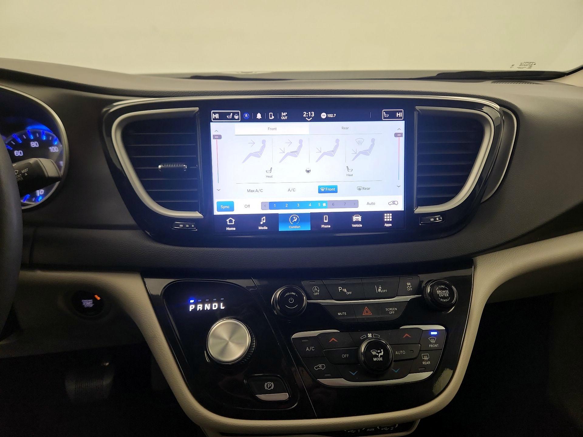 Thumbnail: 2024 Chrysler Pacifica - 14