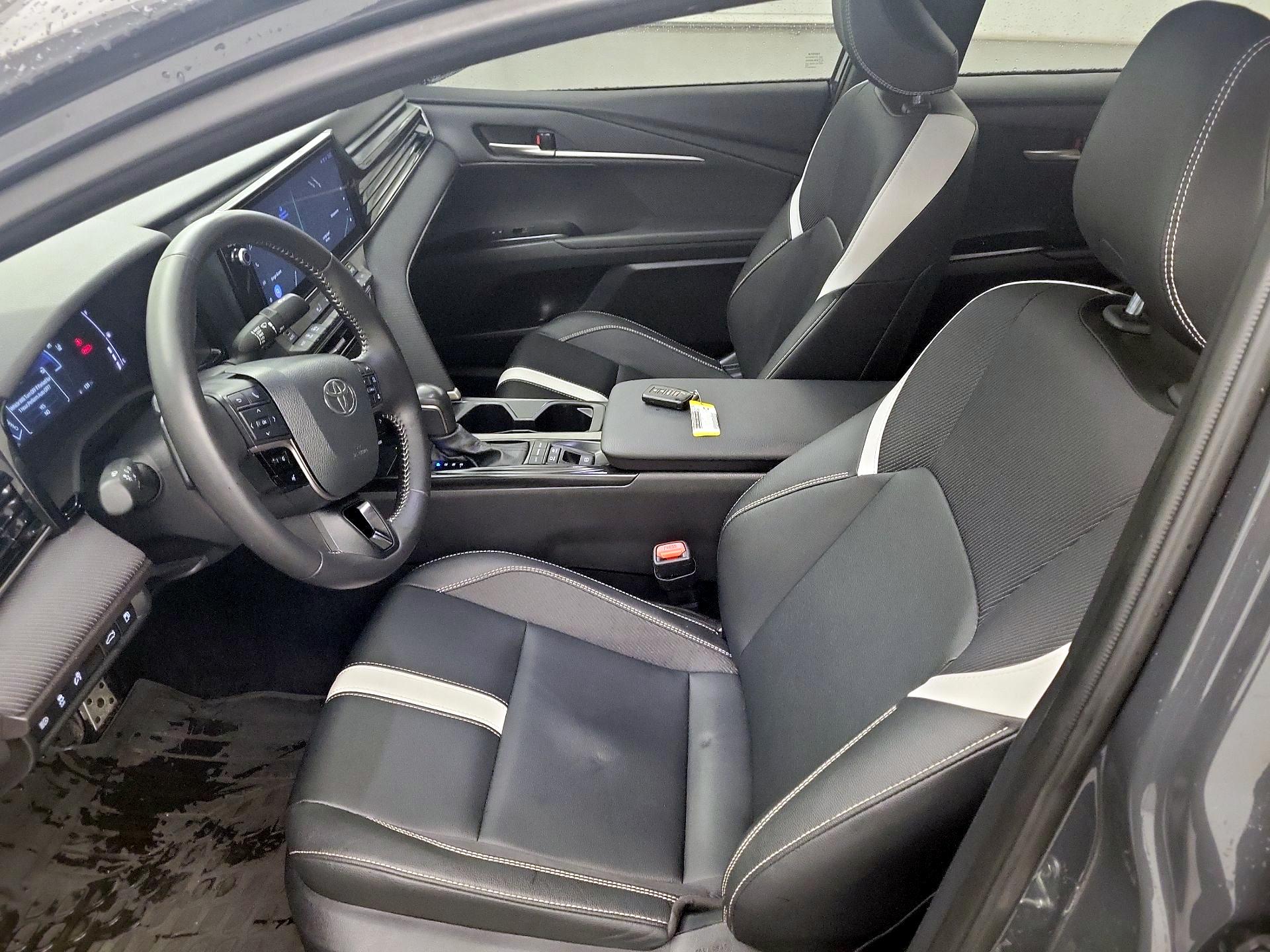 Thumbnail: 2025 Toyota Camry - 11