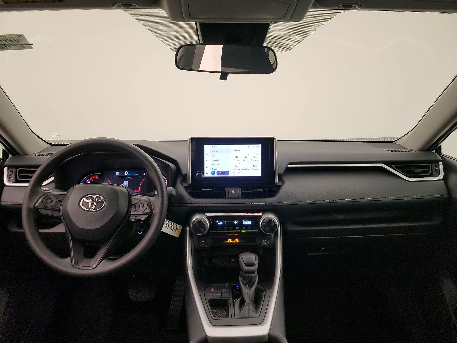 Thumbnail: 2024 Toyota RAV4 - 9