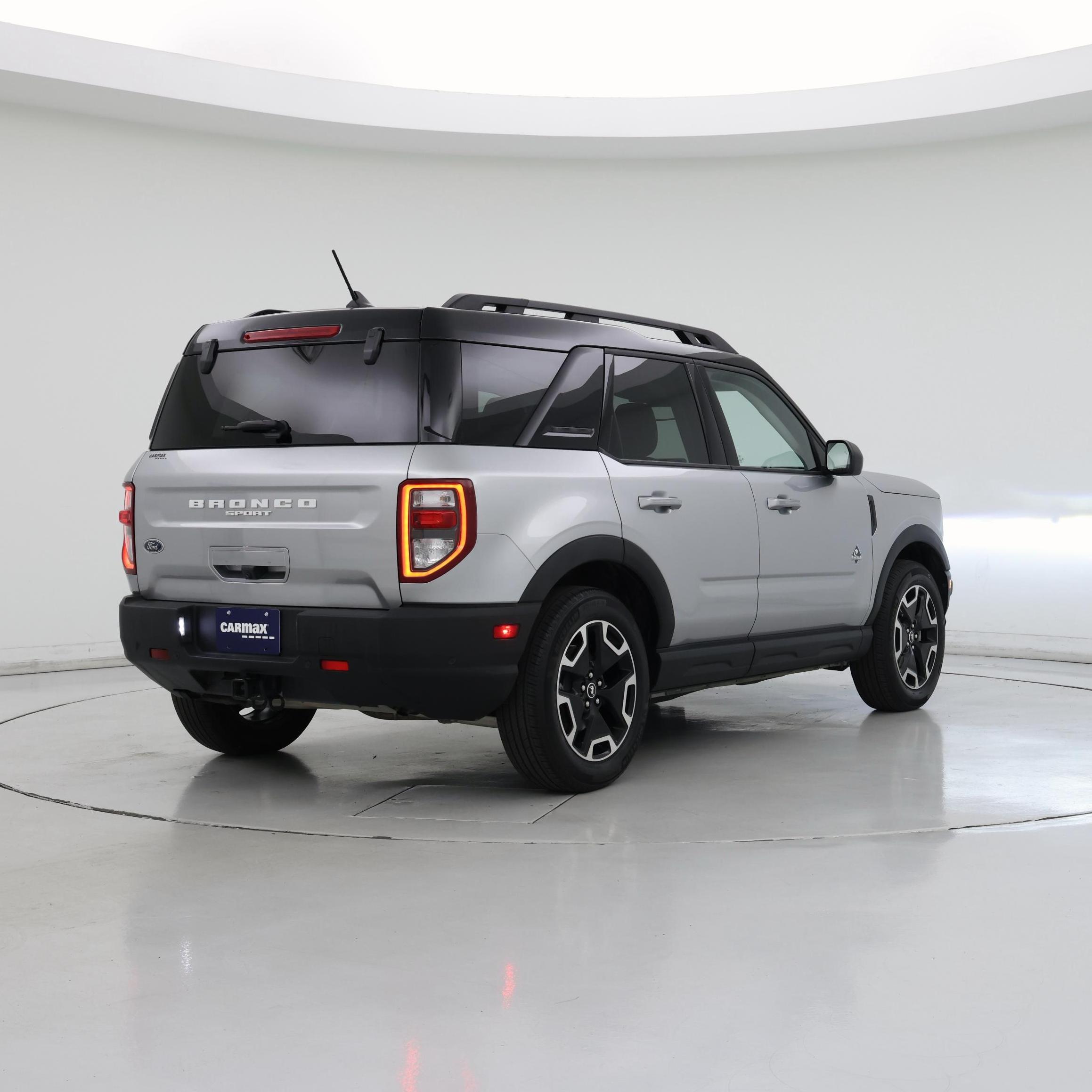 Thumbnail: 2022 Ford Bronco Sport - 8